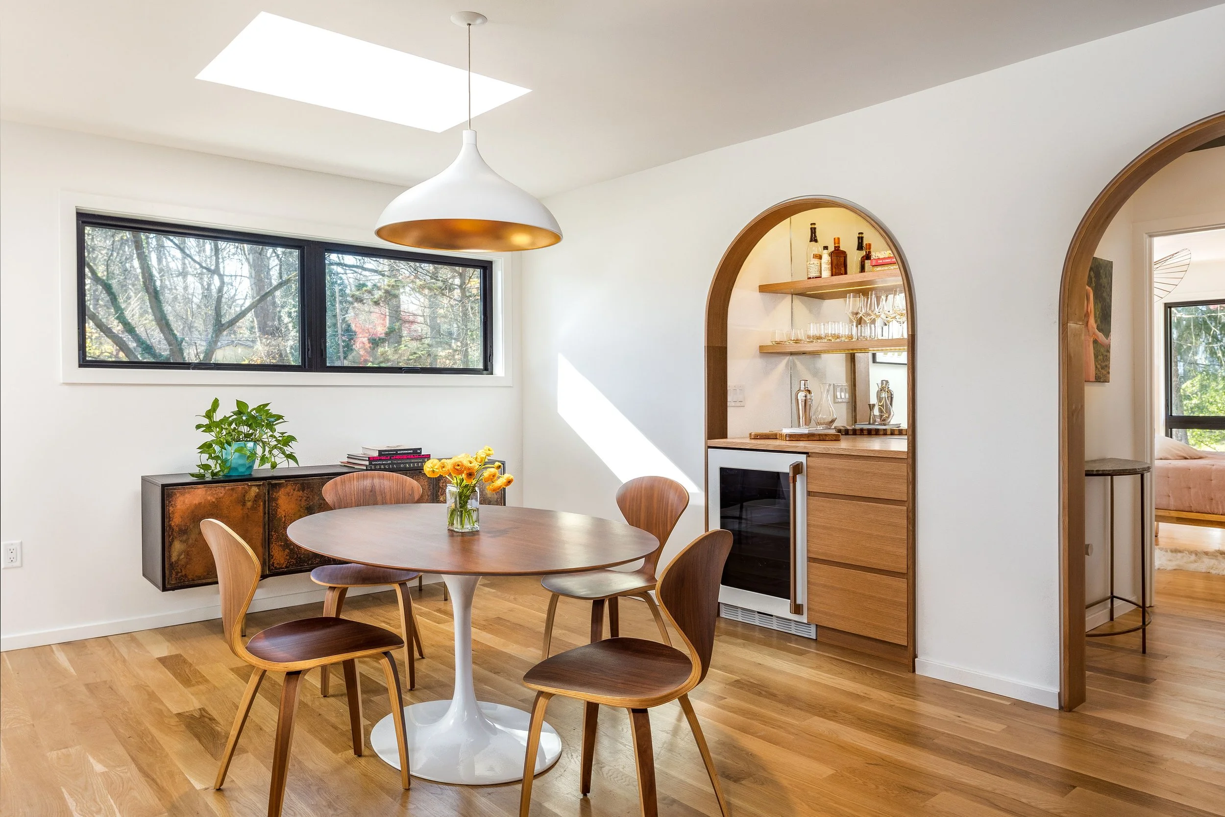 Modern Dining Room Arches