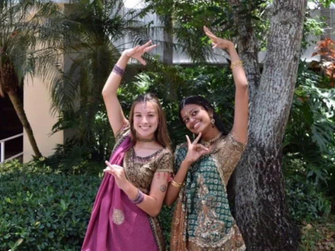 A Glimpse Into Traditional Indian Dance Wear