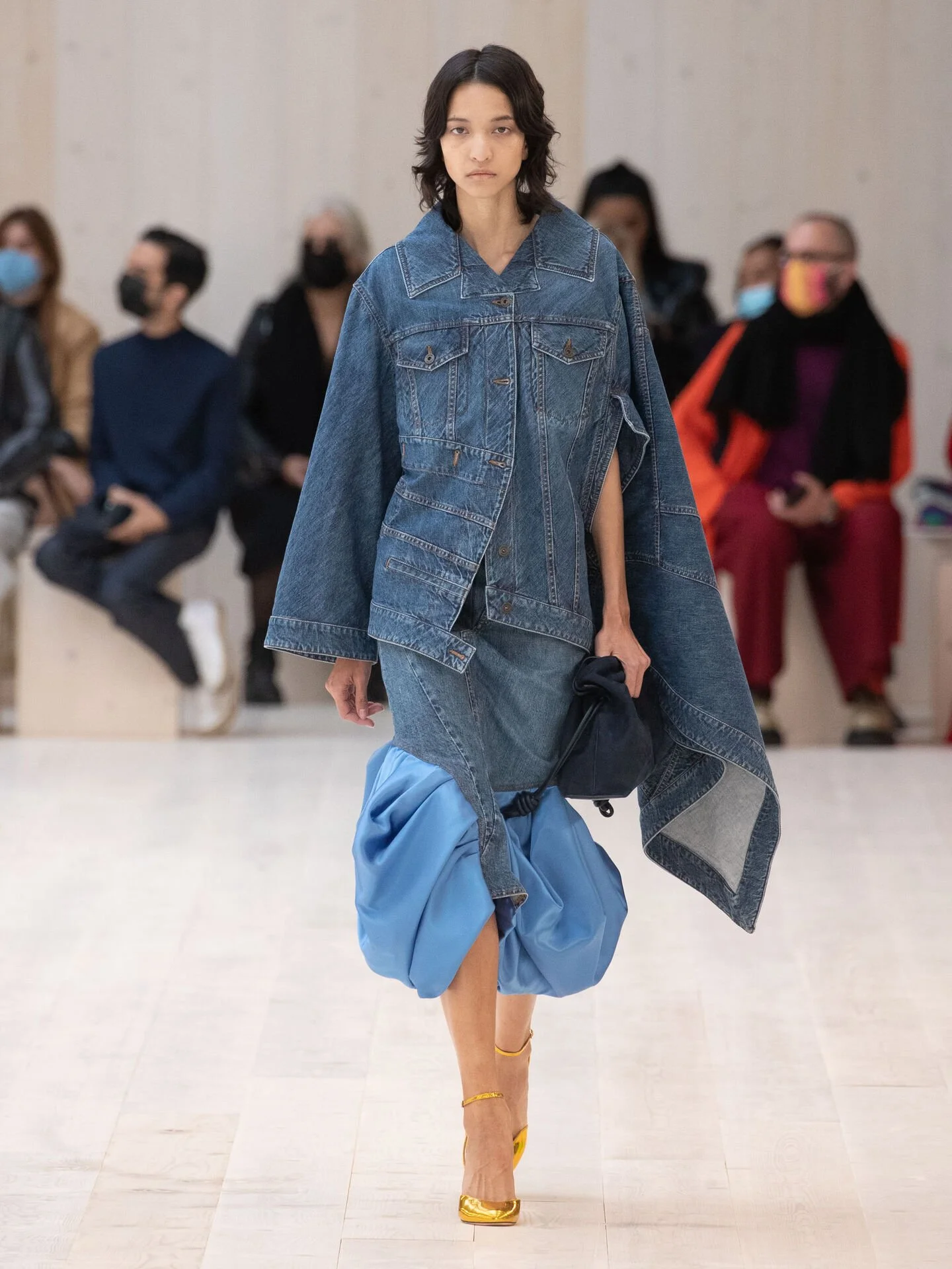 strike loewe fashion month.jpeg