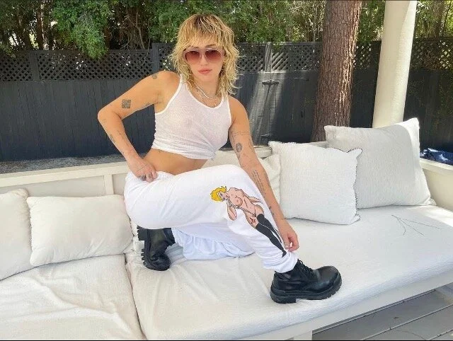 miley3.jpeg