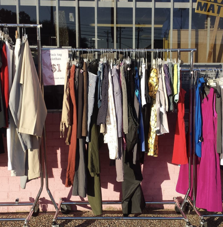 What to Look for When Thrifting this Summer