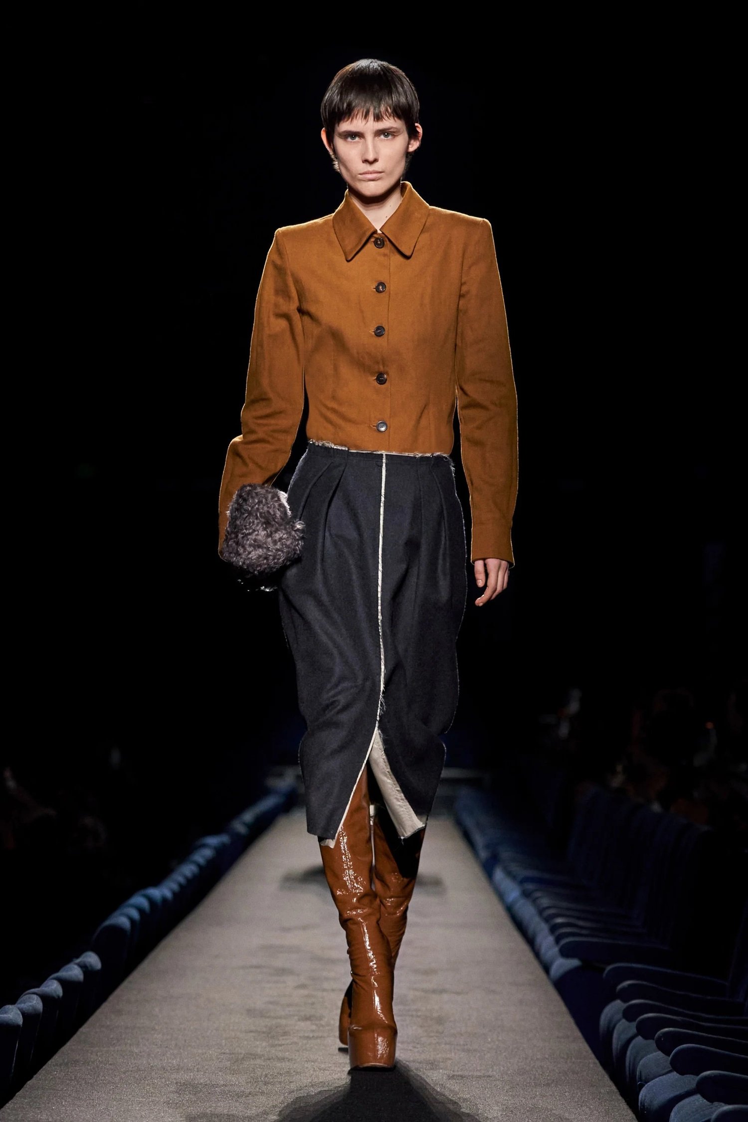 DRIES_VAN_NOTEN_RTW_AW23_2732X4098_LOOKS_020.jpg
