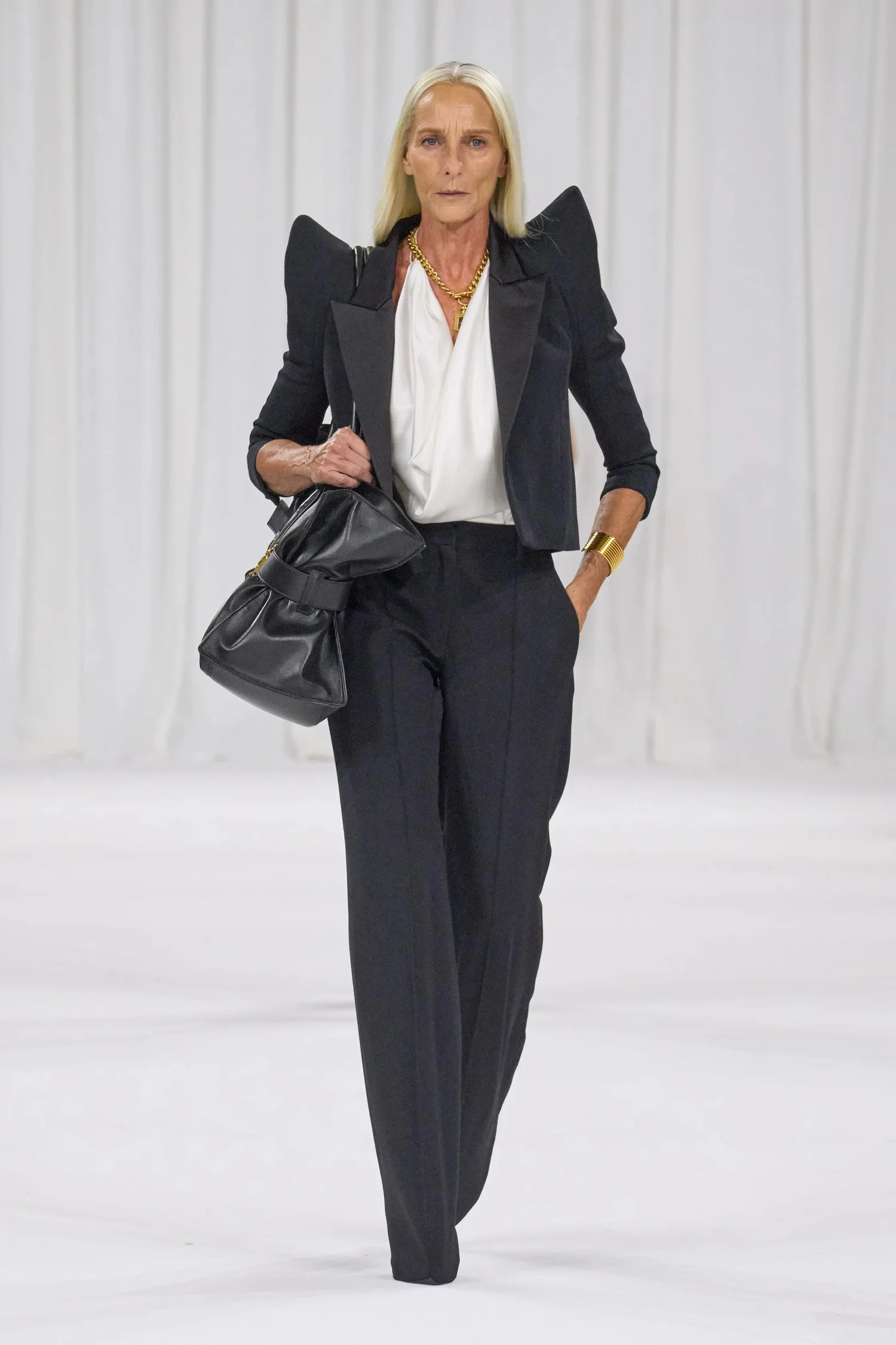 00029-balmain-spring-2025-ready-to-wear-credit-gorunway_4745031641300043550.jpg