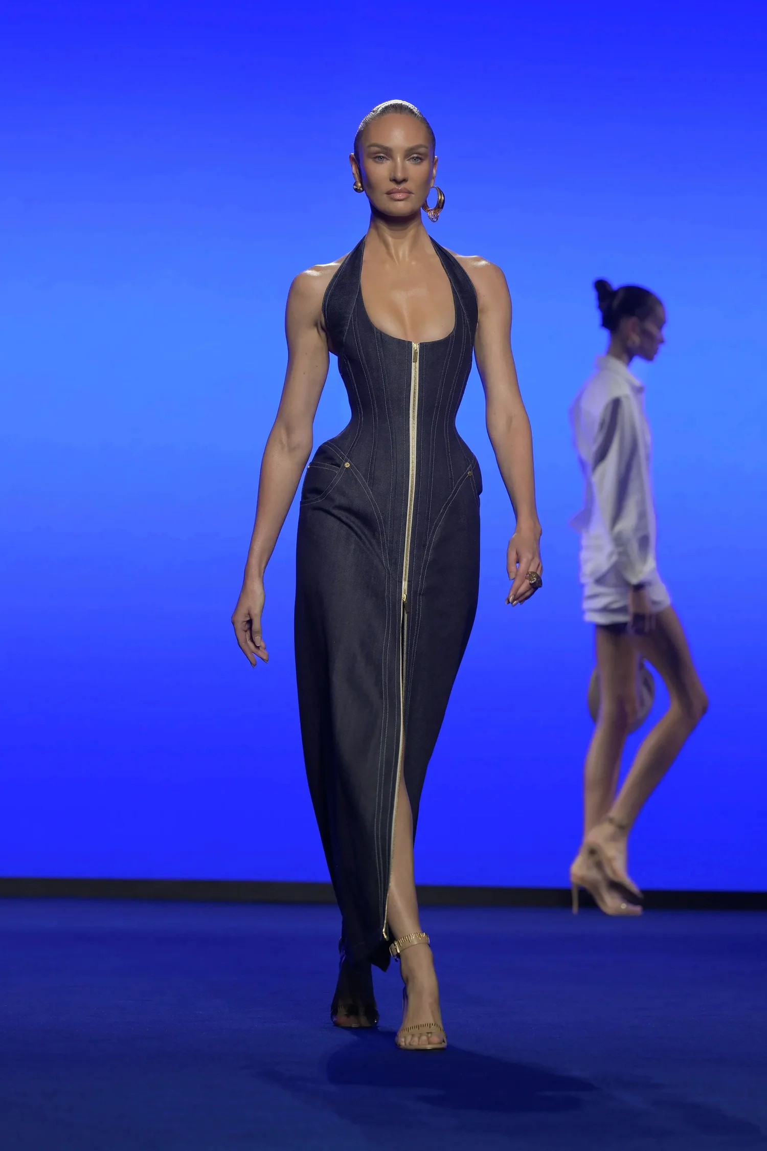 00004-schiaparelli-spring-2025-ready-to-wear-credit-brand_4745032179418457428.jpg
