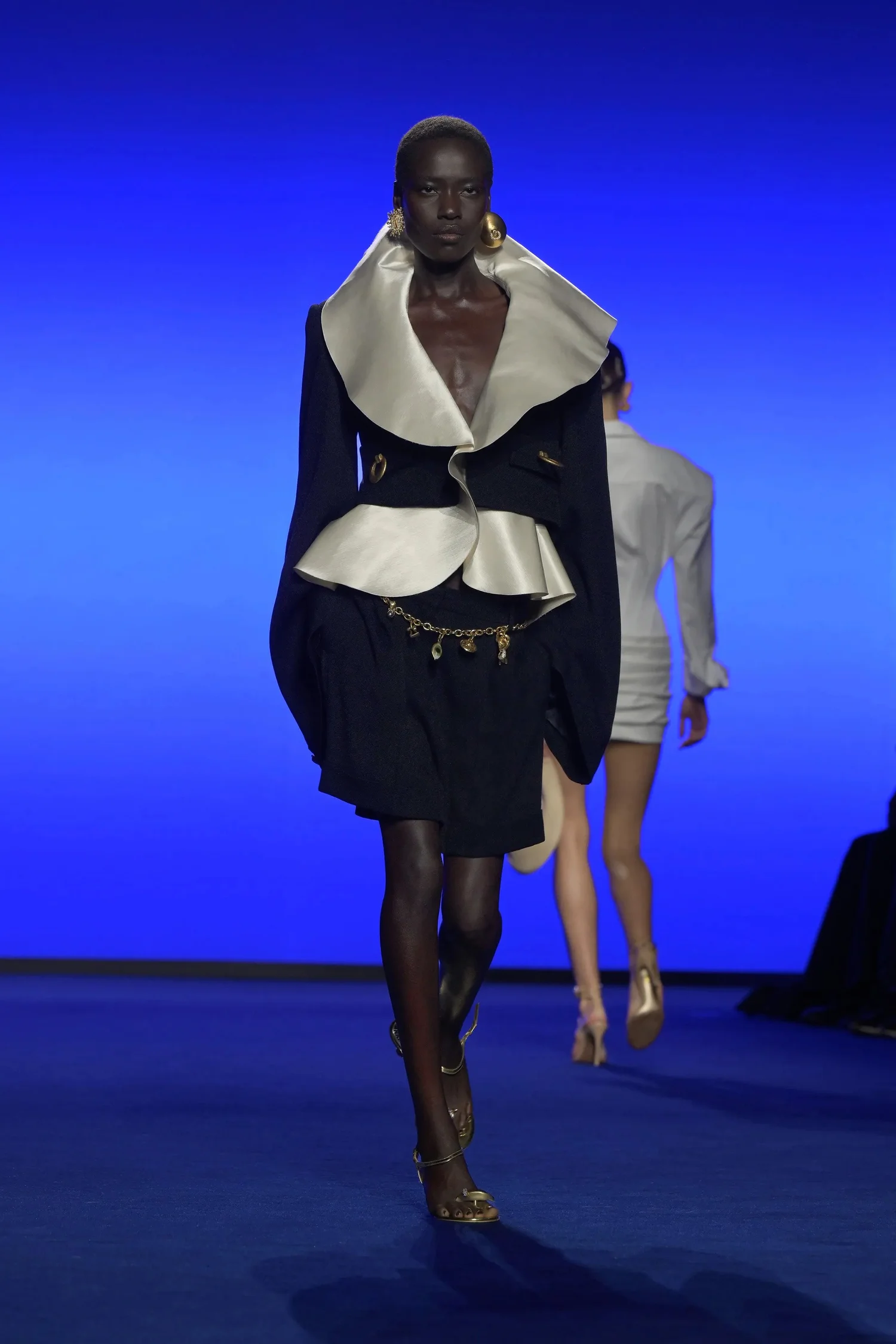 00007-schiaparelli-spring-2025-ready-to-wear-credit-brand_4745032179445280236.jpg