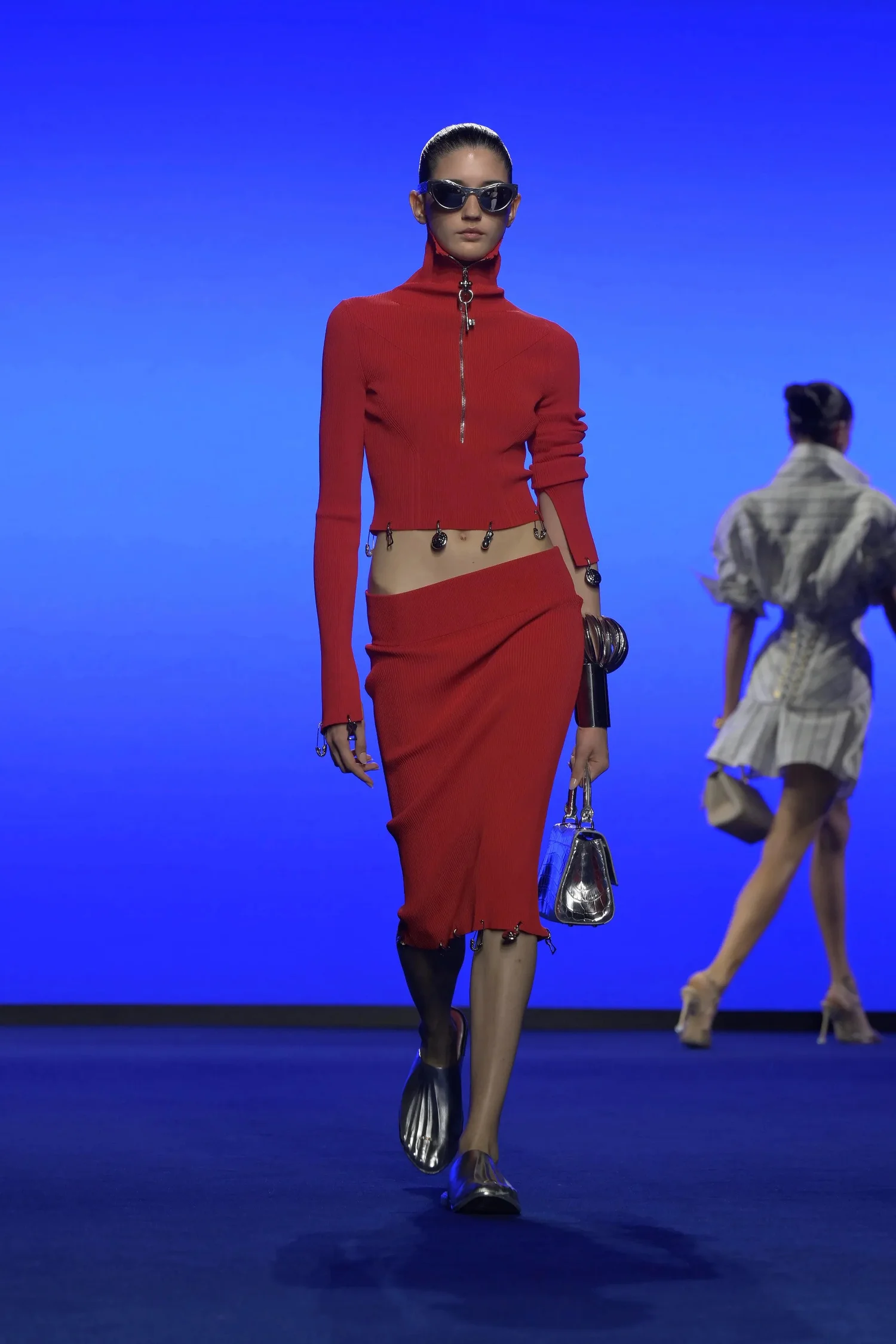 00012-schiaparelli-spring-2025-ready-to-wear-credit-brand_4745032179468614408.jpg