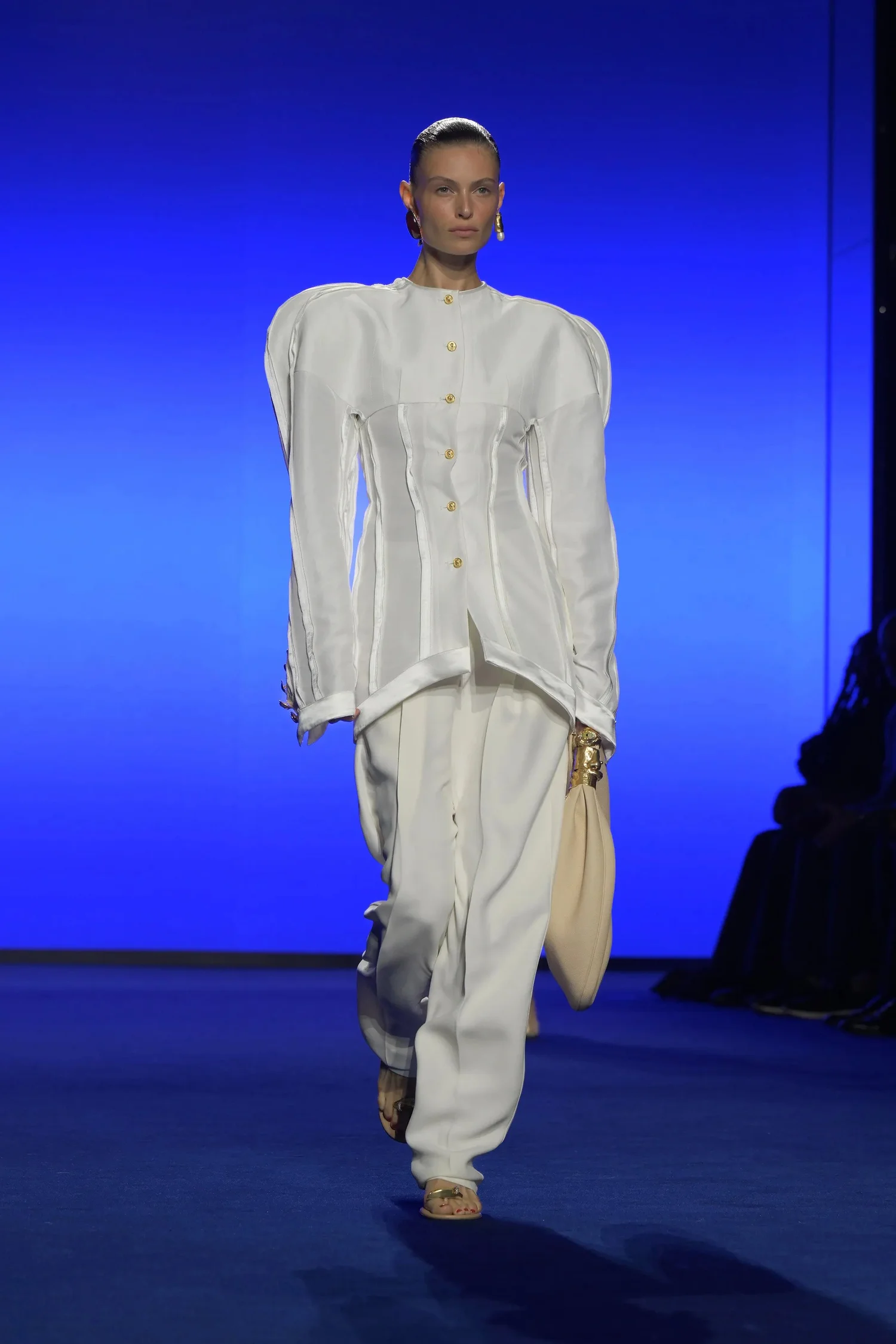 00035-schiaparelli-spring-2025-ready-to-wear-credit-brand_4745032179518973998.jpg