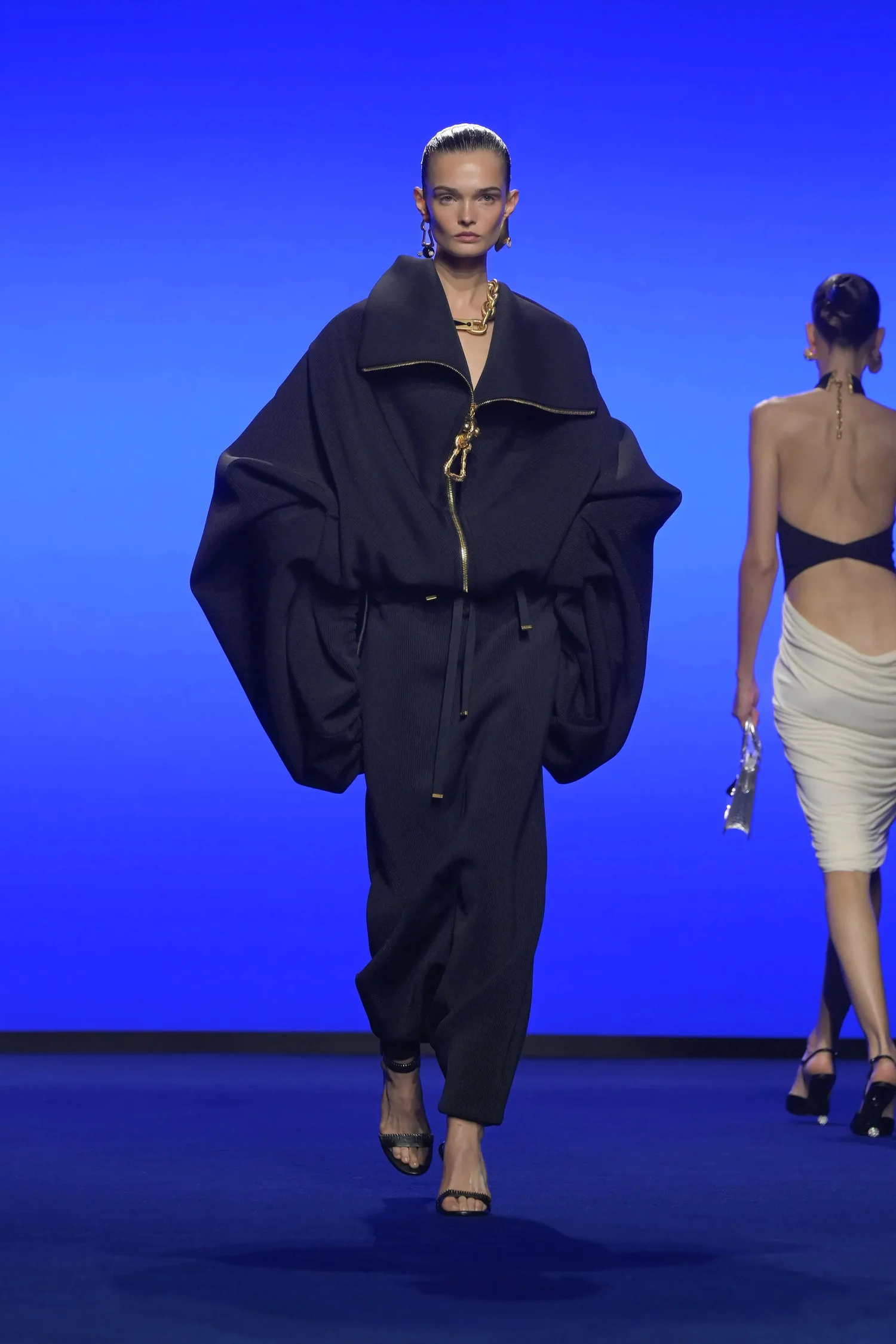 00043-schiaparelli-spring-2025-ready-to-wear-credit-brand_4745032179518978432.jpg