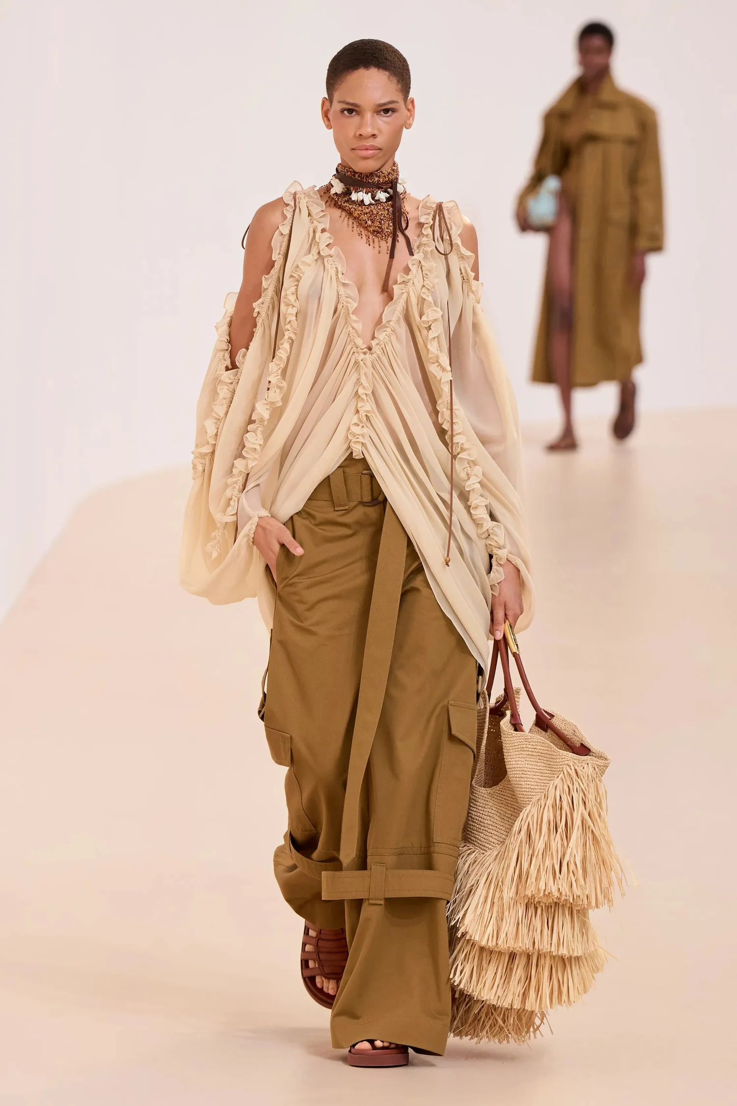 00004-zimmermann-spring-2025-ready-to-wear-credit-gorunway_4745033667817300430.jpg