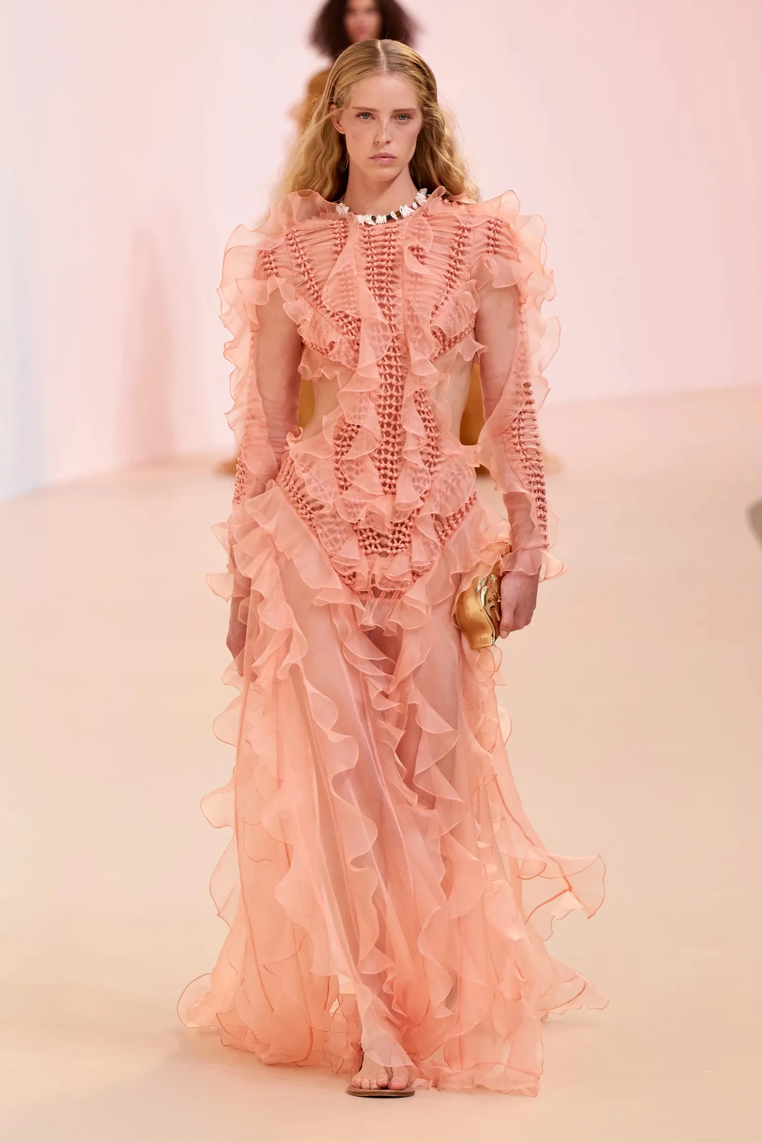 00051-zimmermann-spring-2025-ready-to-wear-credit-gorunway_4745033667842543878.jpg
