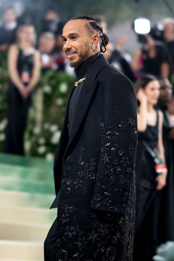 Lewis Hamilton in custom Burberry for the #MetGala.jpeg