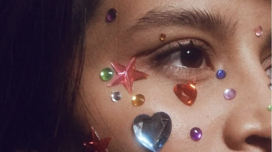 Bedazzled Beauty: The Face as a Canvas