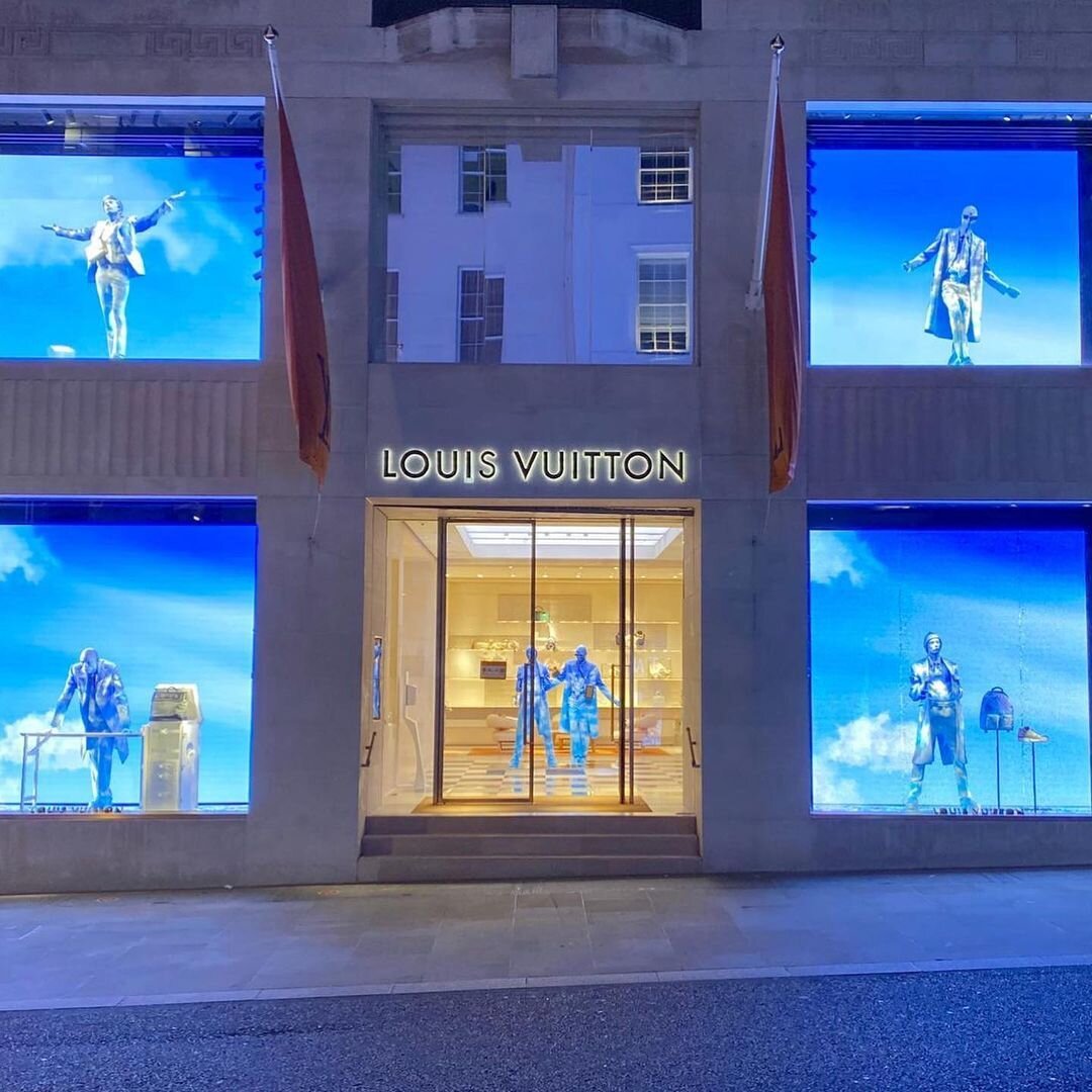 Louis Vuitton: The Democratic Art of the Store Window — Strike Magazines