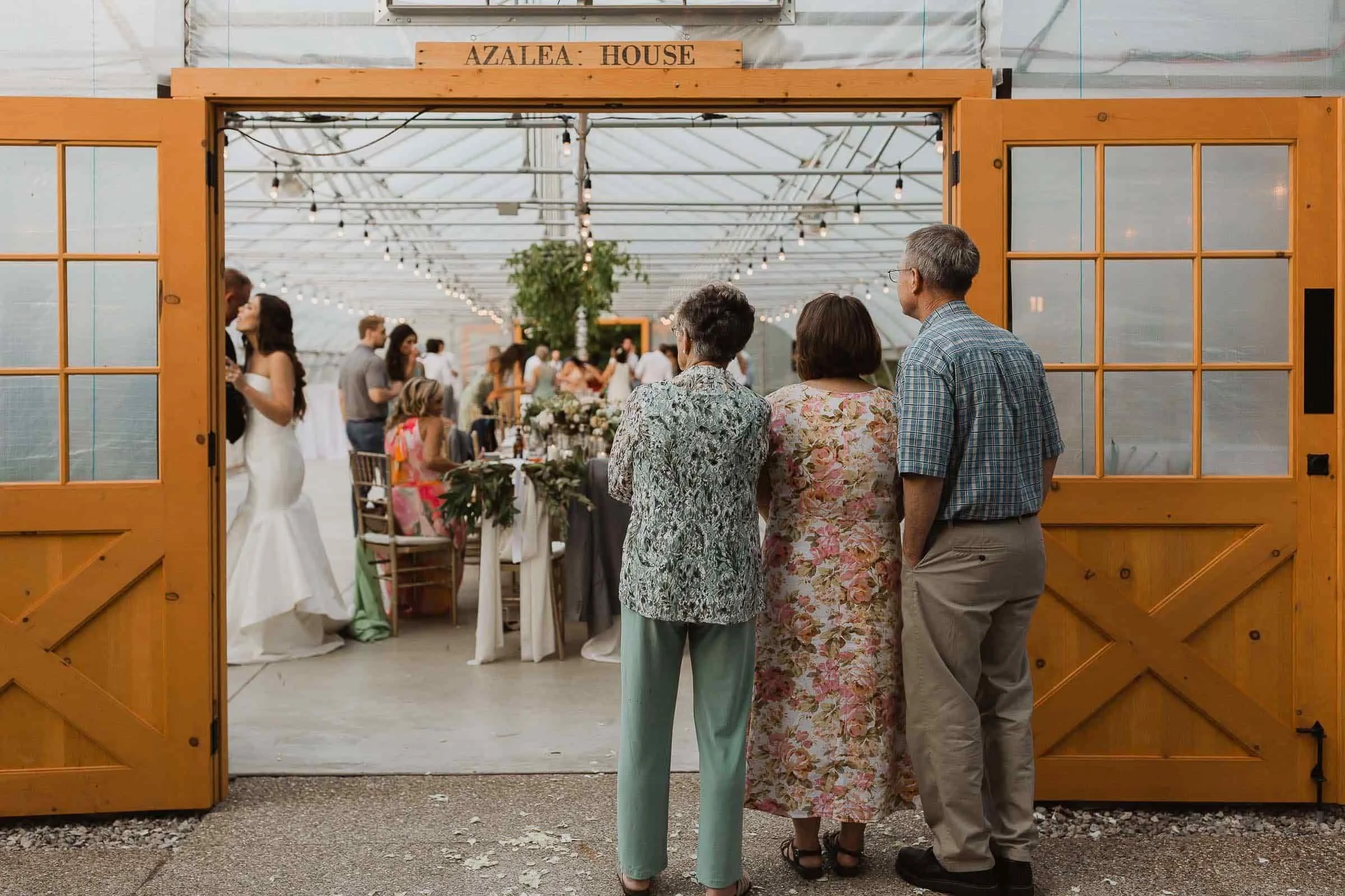 kieleetravisweddingerinhassettphoto-1197.kielee+and+travis+westrcroft+gardens+grosse+ile+michigan+wedding+photography_compressed.jpg