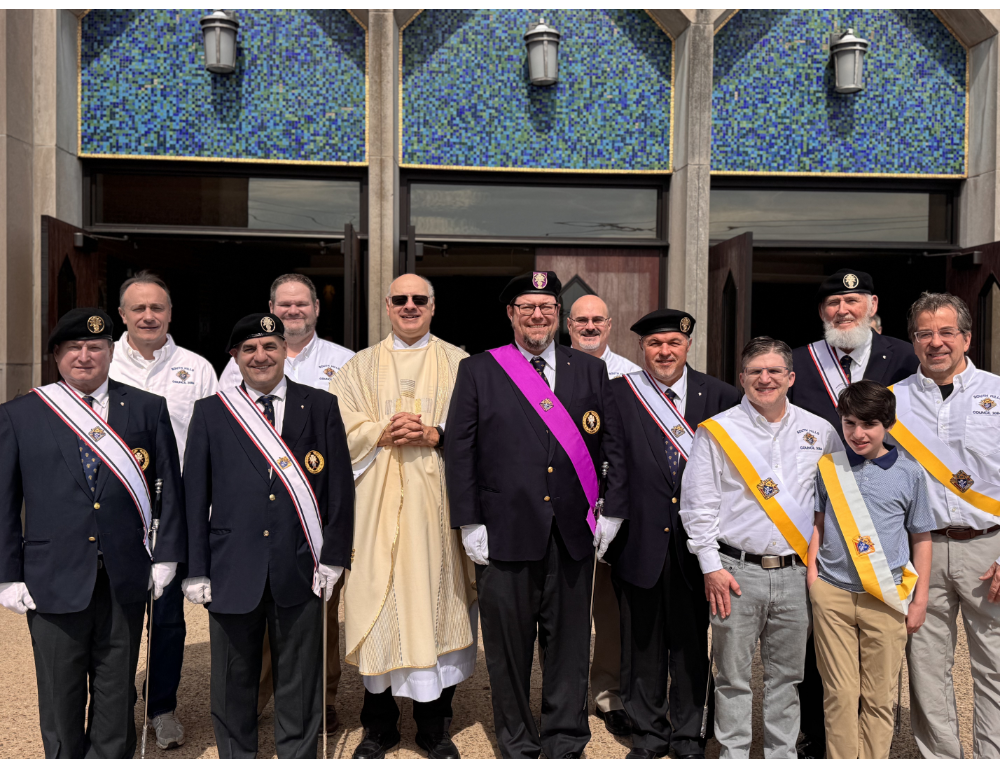 Knights Serve at Divine Mercy Sunday
