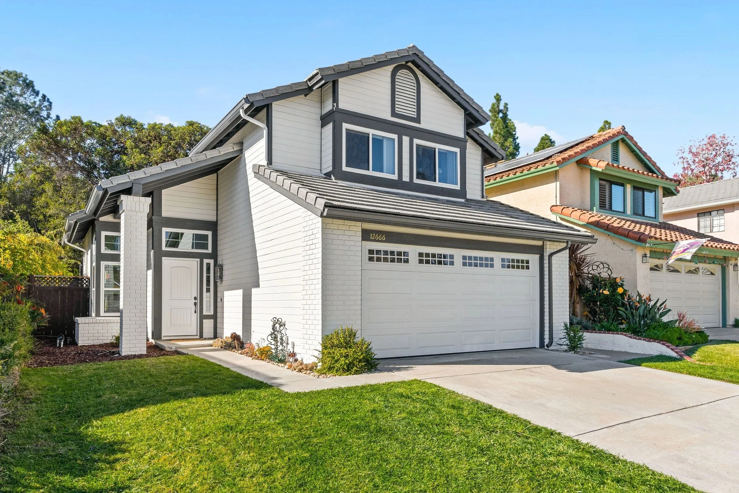 $1,983,700 |
12666 Futura St, Carmel Valley 92130 |
Represented Buyer

