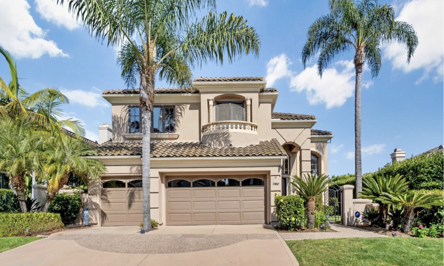 $2,050,000 |
7166 Tern Place, Carlsbad CA 92009 |
Represented Buyer