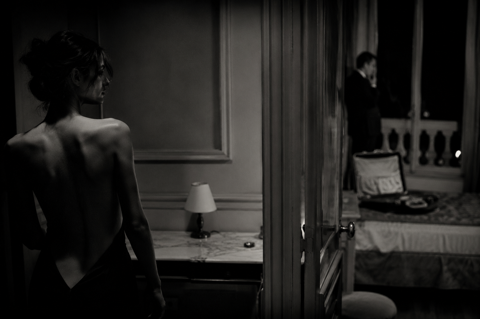 Why Mystery Creates Desire