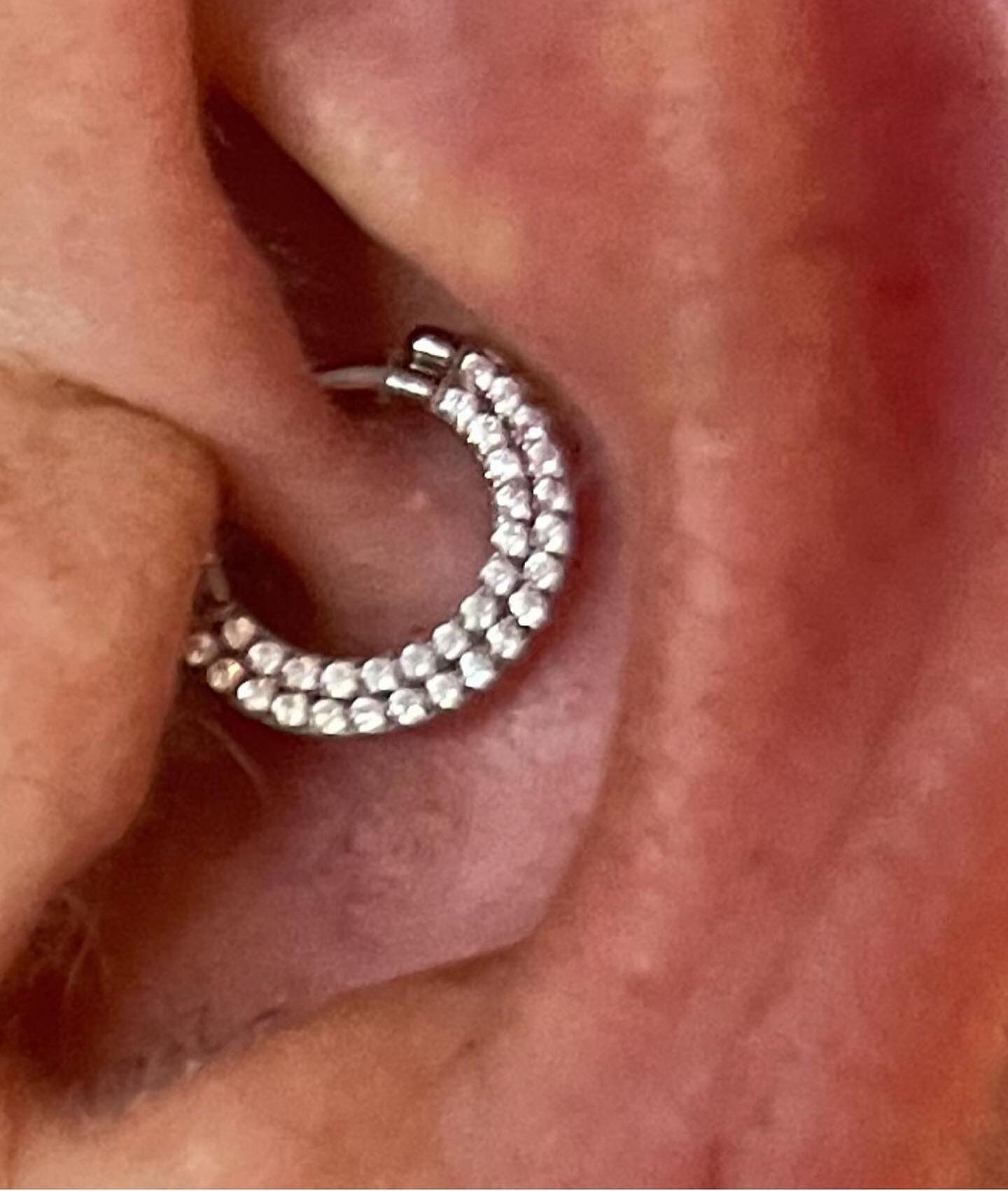 #newjewelry #daithpiercing #daithjewelry #titaniumjewelry #piercingstudio #onlypiercing #professionalpiercer #bodypiercing #onlypiercing #miamipiercing #