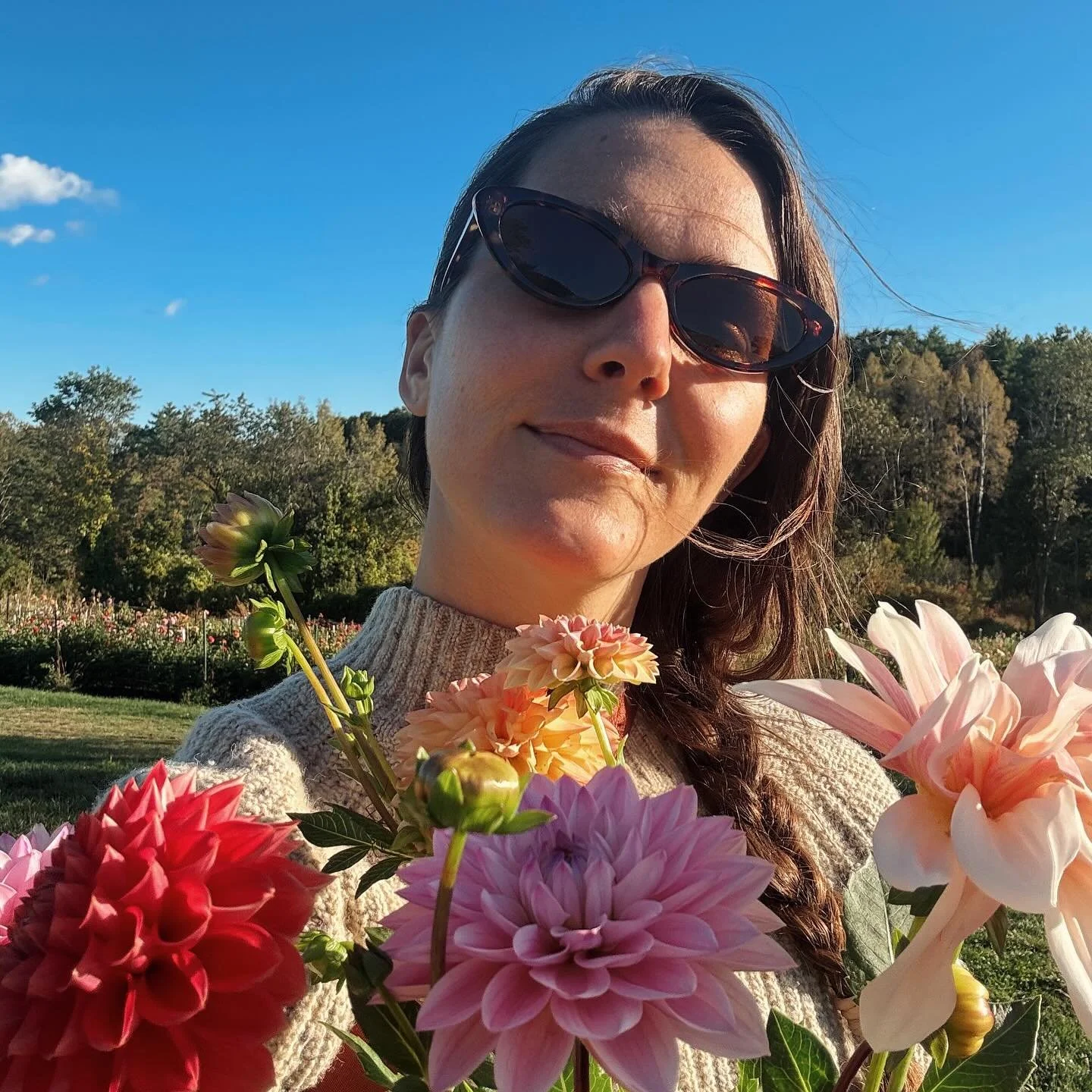 Hi 👋 if we haven&rsquo;t met yet, I&rsquo;m Anne Woods L.Ac. founder of The Garden Wellness Clinic. You can read my bio on my website if you&rsquo;d like to go deep, link is in the profile. I would love to help you with your symptoms. I specialize i