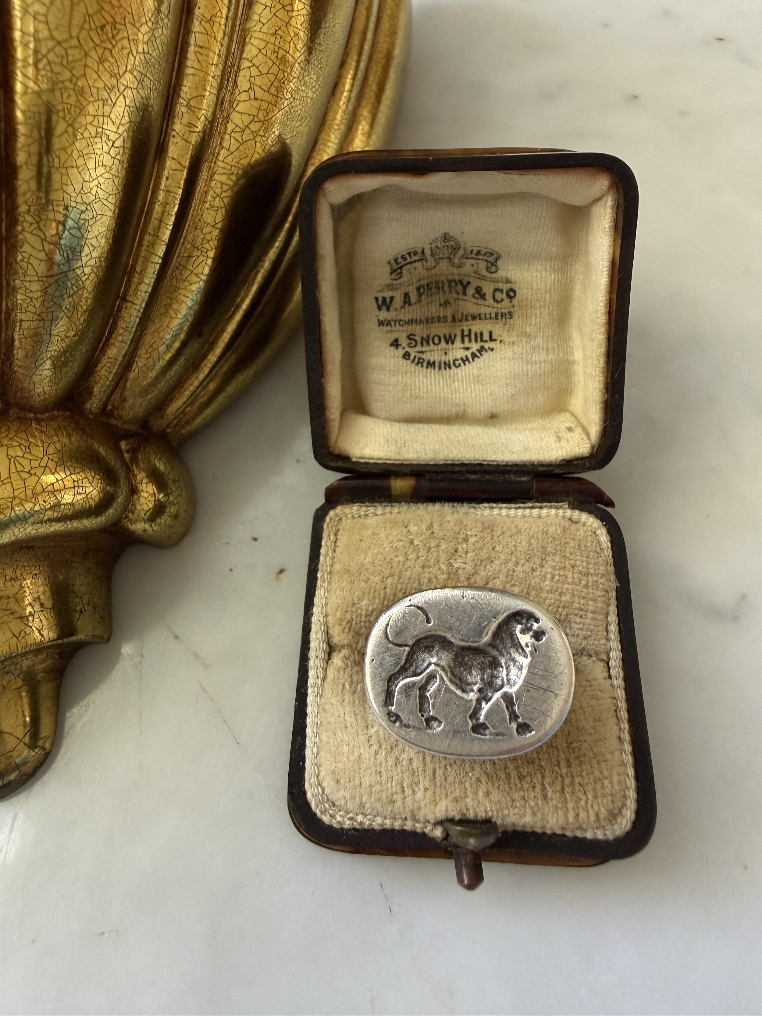 1970s sterling silver Georgian revival lion crest ring