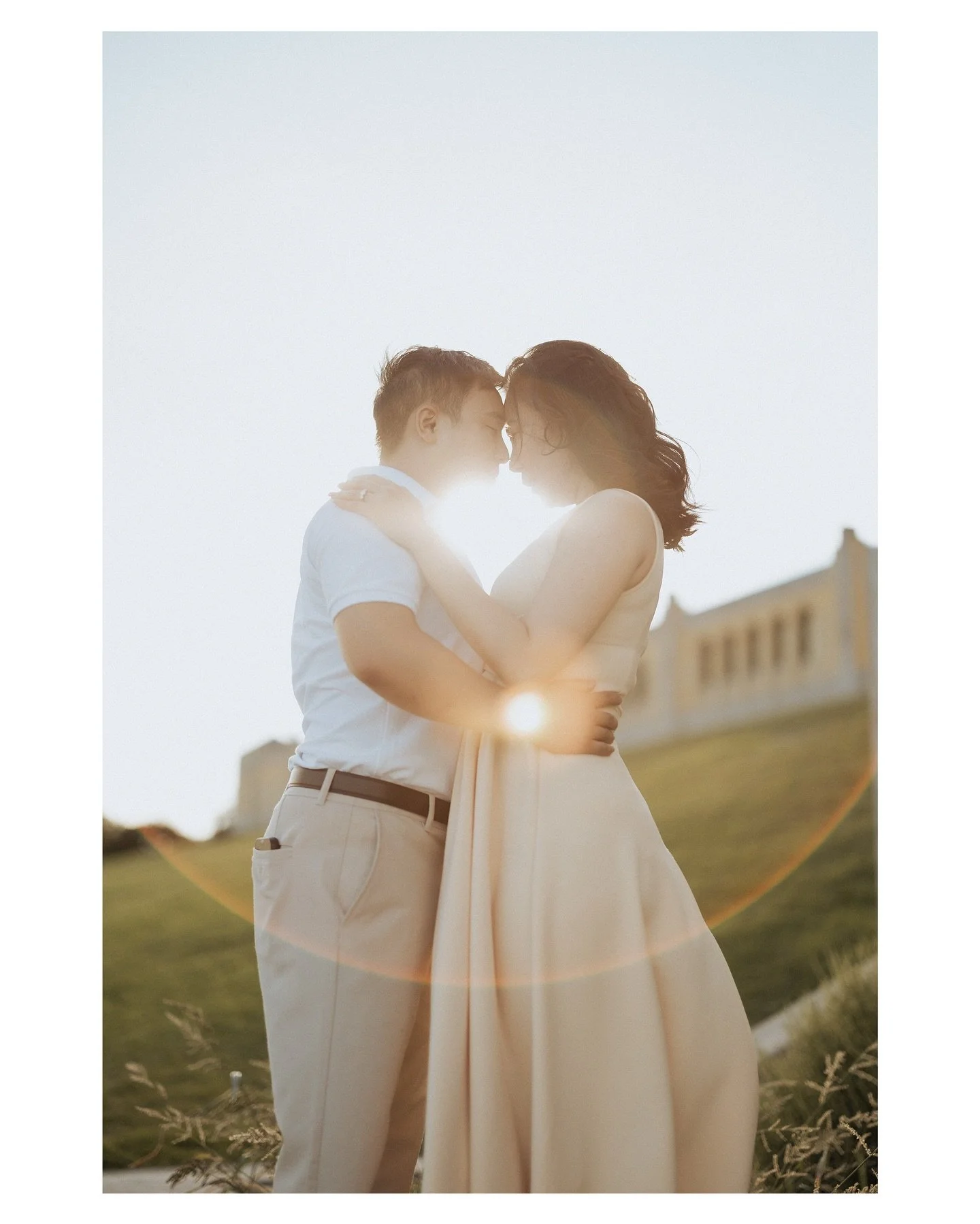 Vivian and Jacky💍
&bull;
Prioritizing having fun during an engagement shoot makes it more comfortable and easier.
&bull;
&bull;
#engagement #torontowedding #rcharriswatertreatmentplant #film #35mm #canoncanada #50mm