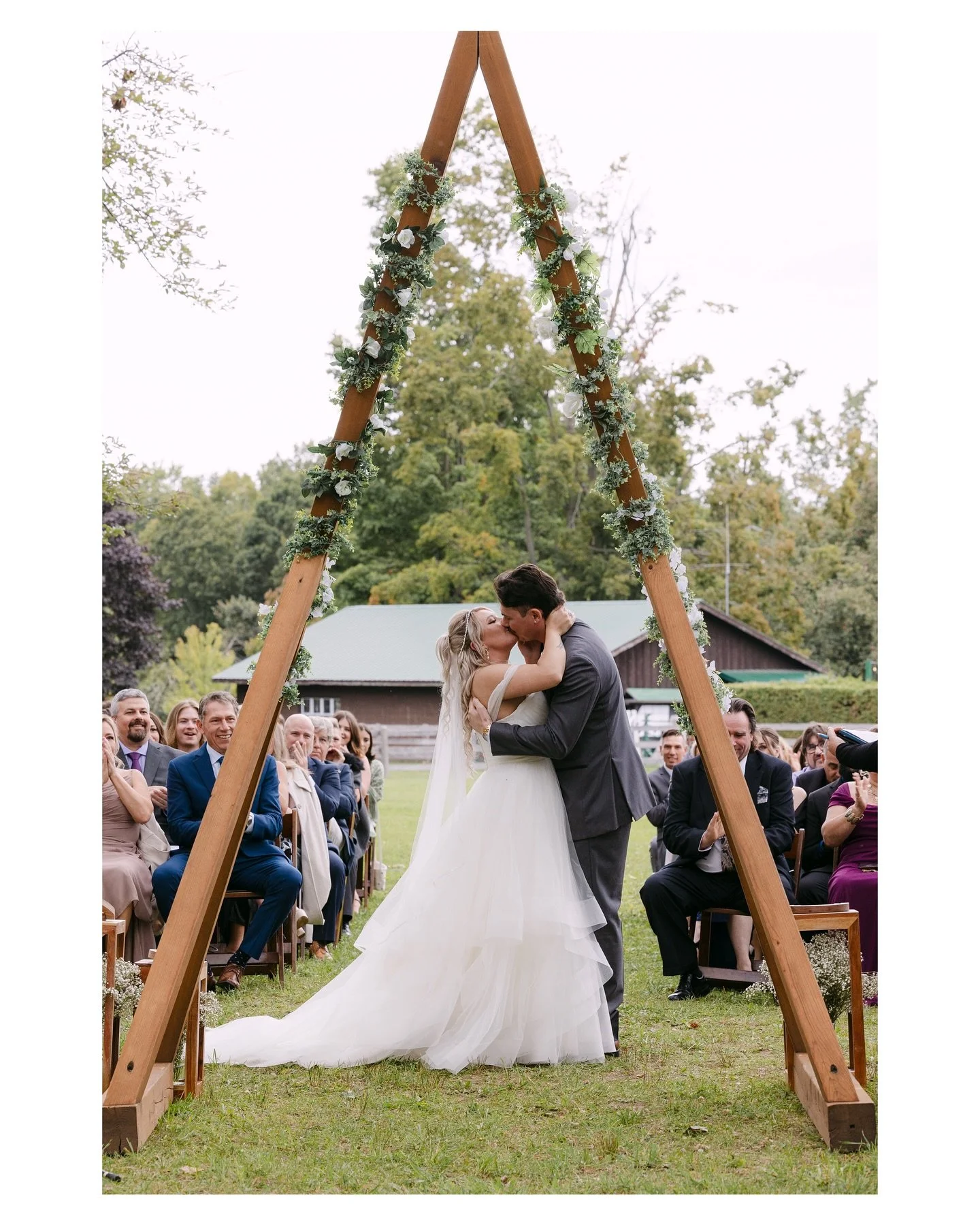 A dreamy day at Glen Oro Farm wrapped in soft skies.
&bull;
Lauren and Christian💍
&bull;
Photo: @retrospect.visuals 
Venue: @glenorofarm 
Hair &amp; M/U: @glitzgalz 
DJ: @uniqueentertainmentgroup 
Dress: @helensbridal 
Catering: @treelinecatering