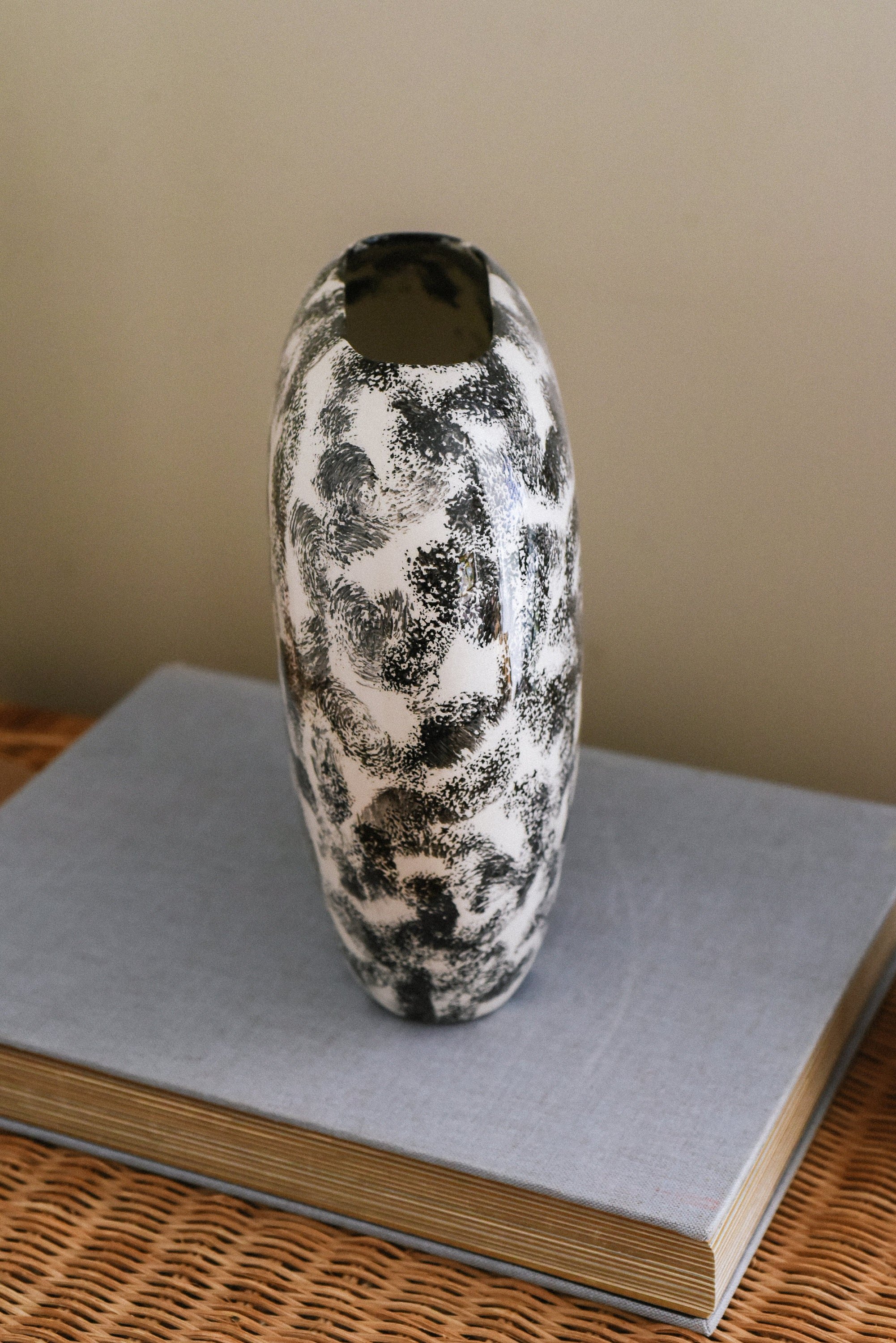 https://i.etsystatic.com/12134943/r/il/26ceff/5995585688/il_fullxfull.5995585688_5hth.jpg