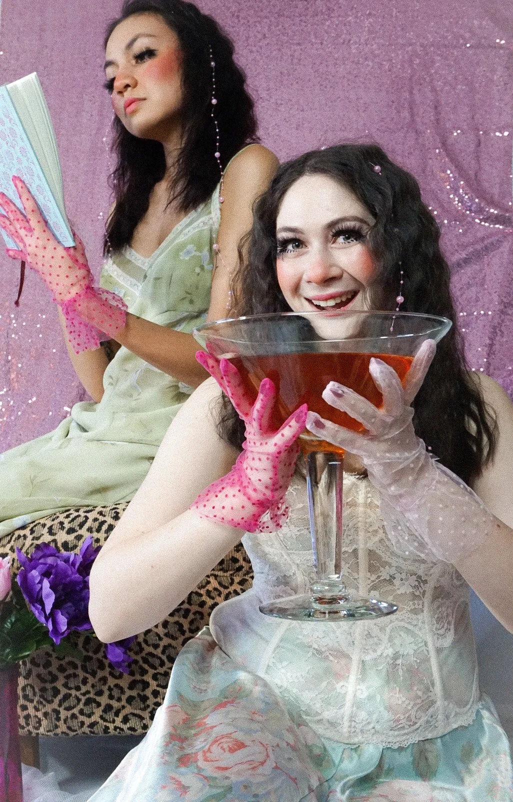 Models: @live_lize @csdresstoimpress
HMUA: @sabrinadunahay