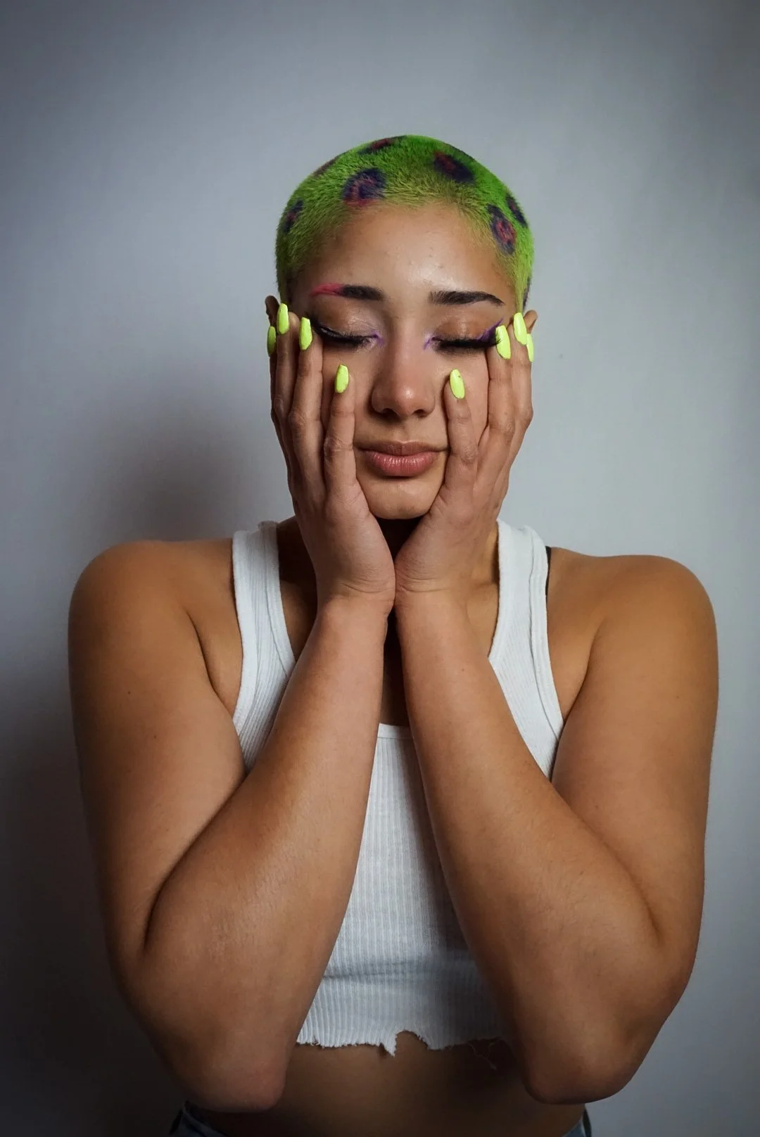 Model/HMUA: @a.m.y.k.e.s.s.l.e.r