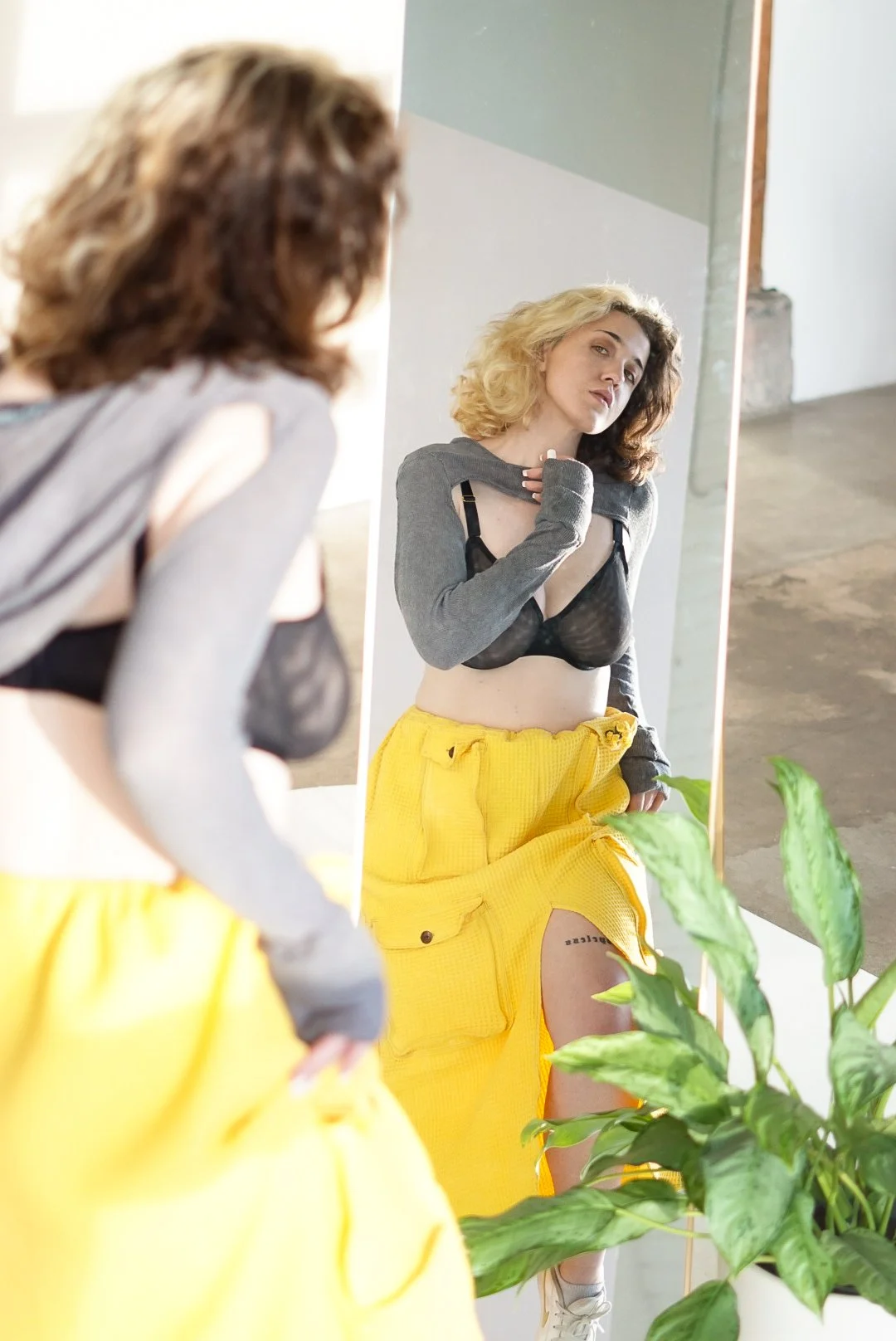 Model: @callme_jesssie
Designer: @hottpinkmatter