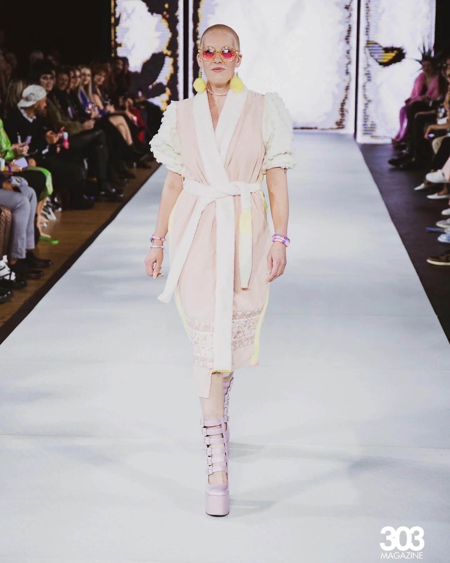 Photo: @roxieeeee_
Designer: @madvandesign