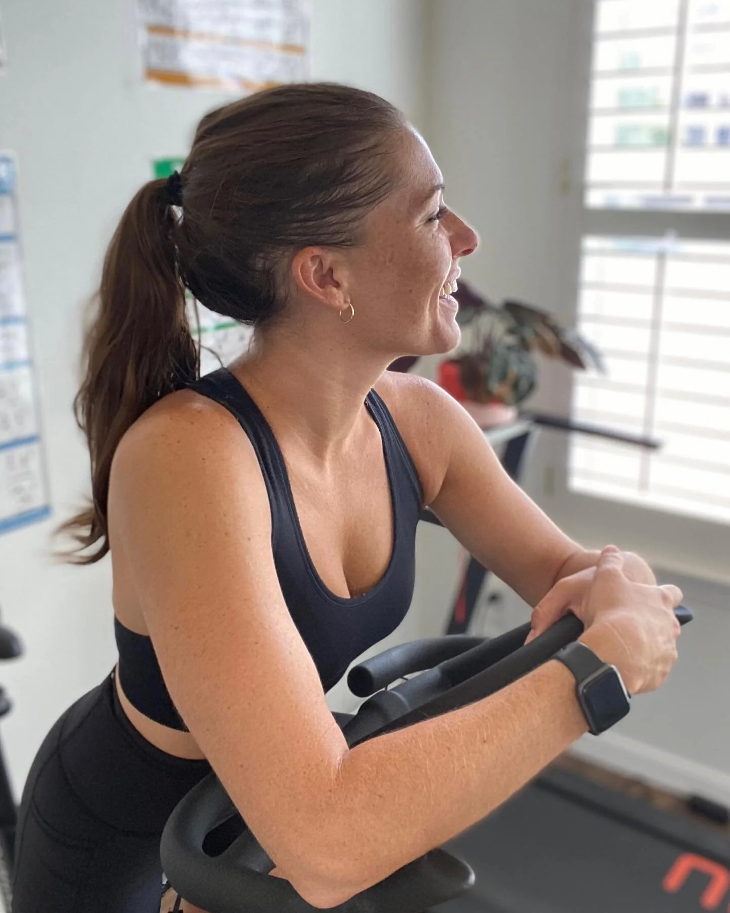 Who&rsquo;s else is looking forward to the first weekend in May?! 🙋🏻&zwj;♀️

The new month brings an updated weekly schedule. Take a look below for my May Equinox classes. 💪 Yes, there may be additional subbed classes (see stories), but the below 