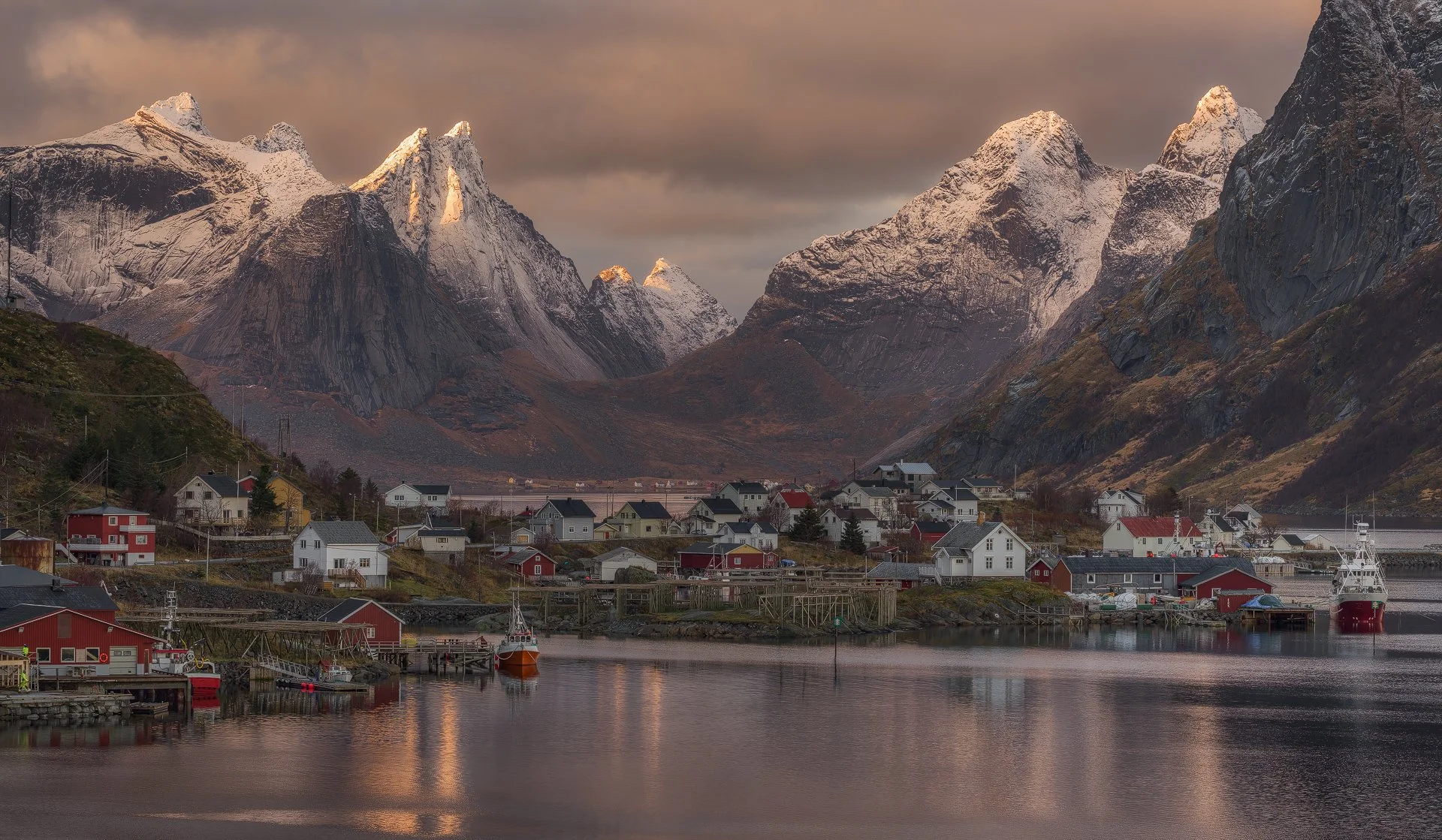 Sakrisoy - Krone.jpg