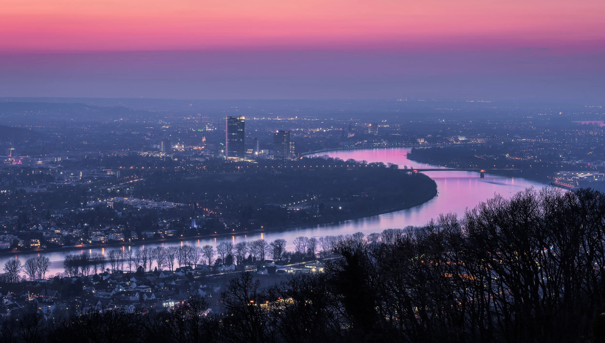 Blaue Stunde auf dem Petersberg | Bonn