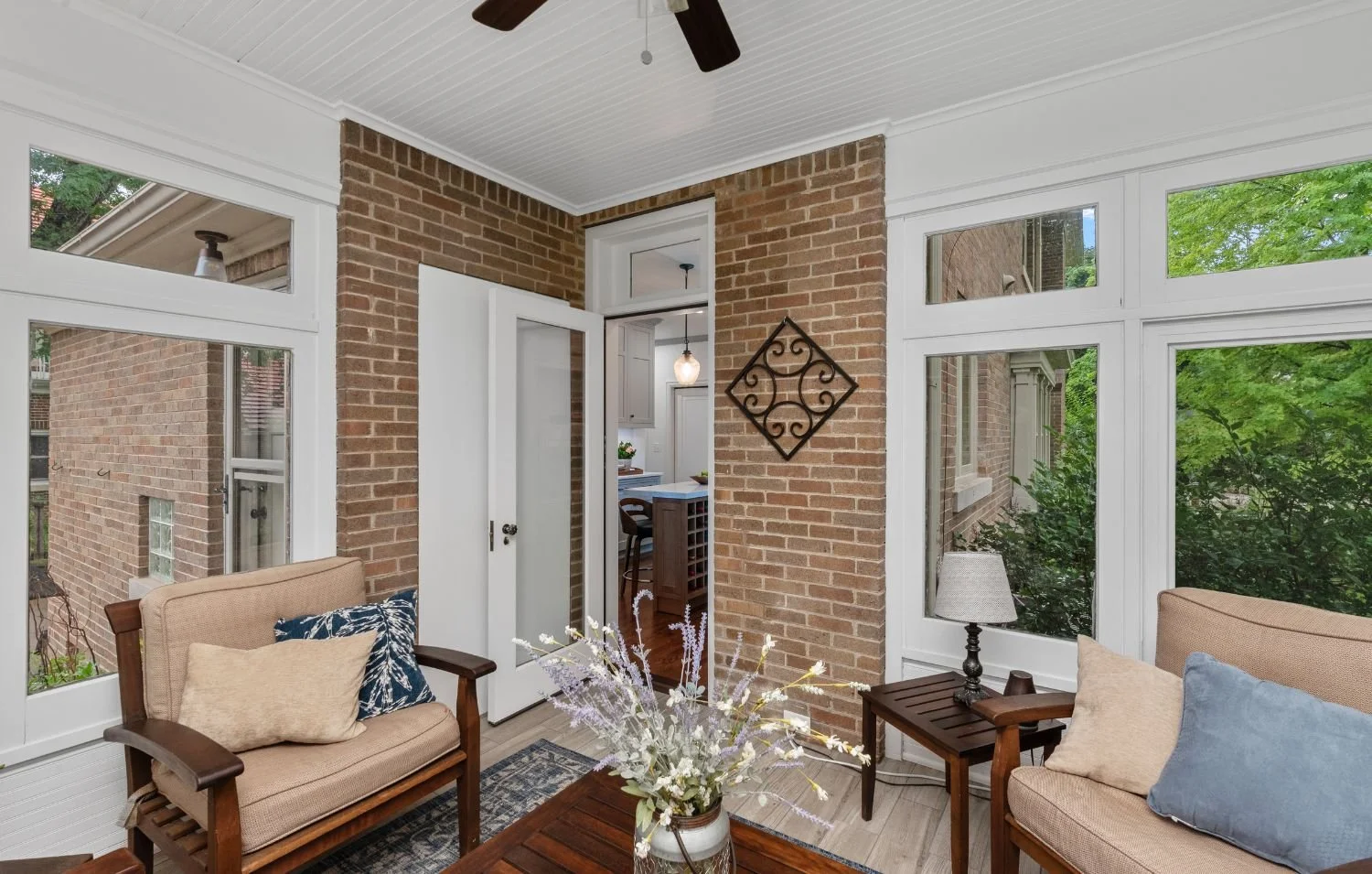 Sunroom in Tosa