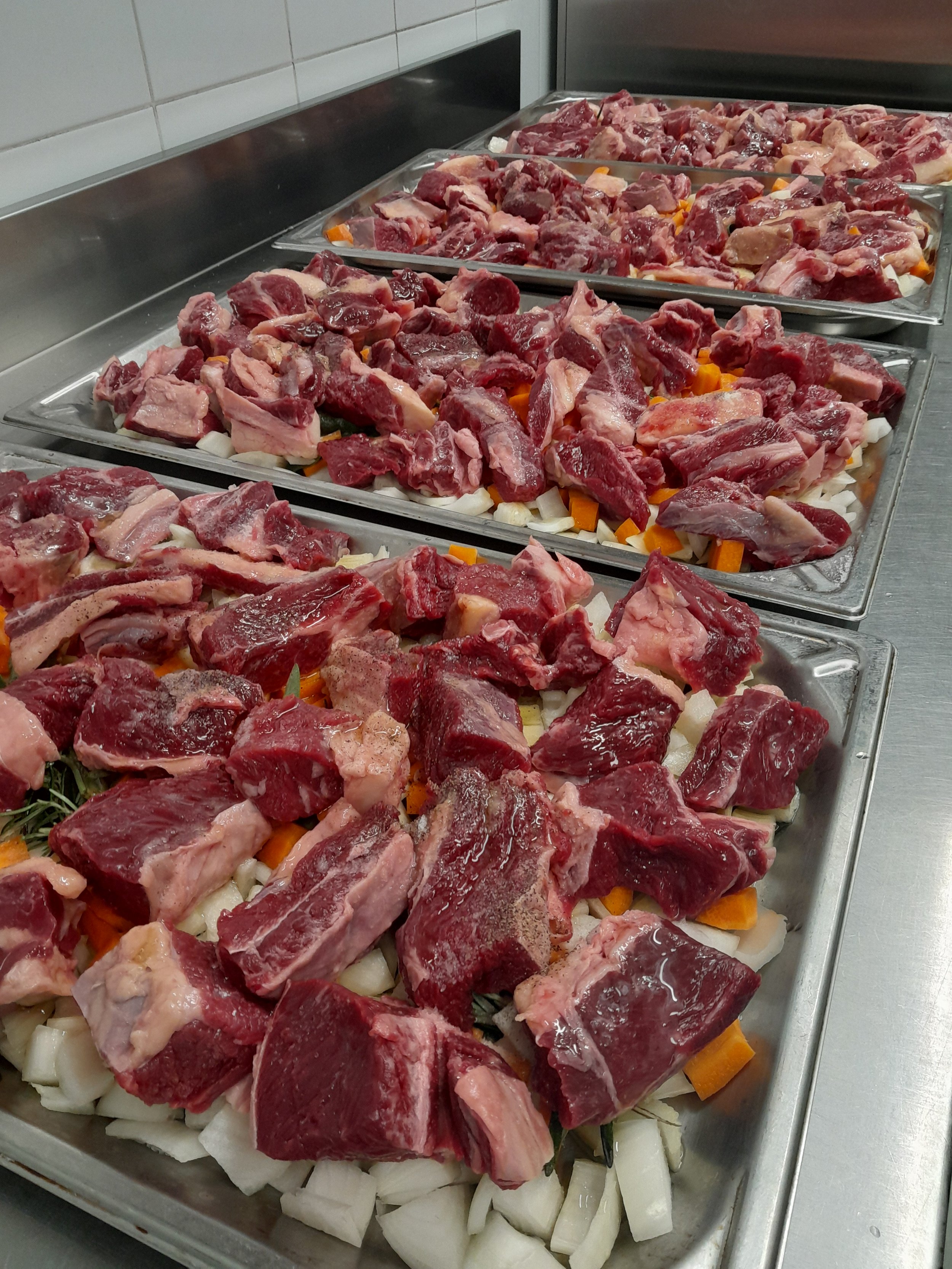 Preparazione ripieno agnolotti di Fassona a Bra | Allocco’s Kitchen