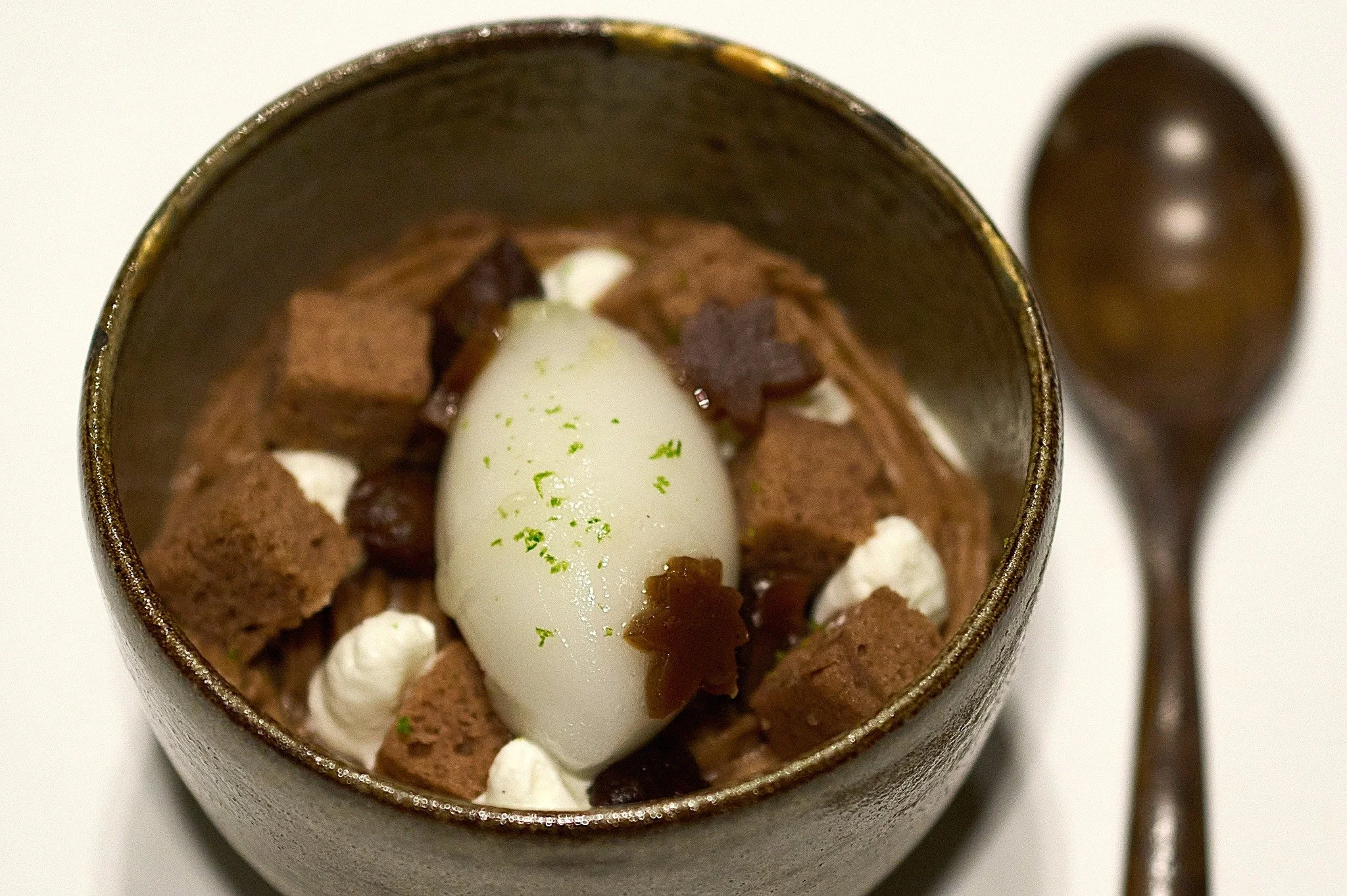 ✨ Indulge in autumn bliss 🍂✨
A dessert that warms the soul, with a refreshing twist. 
Chestnut parfait and kabosu sorbet.
📸: @gaudichots 
#AutumnVibes#CozyDesserts#Kaiseki#ChestnutSeason1UMU#Japanophiles
