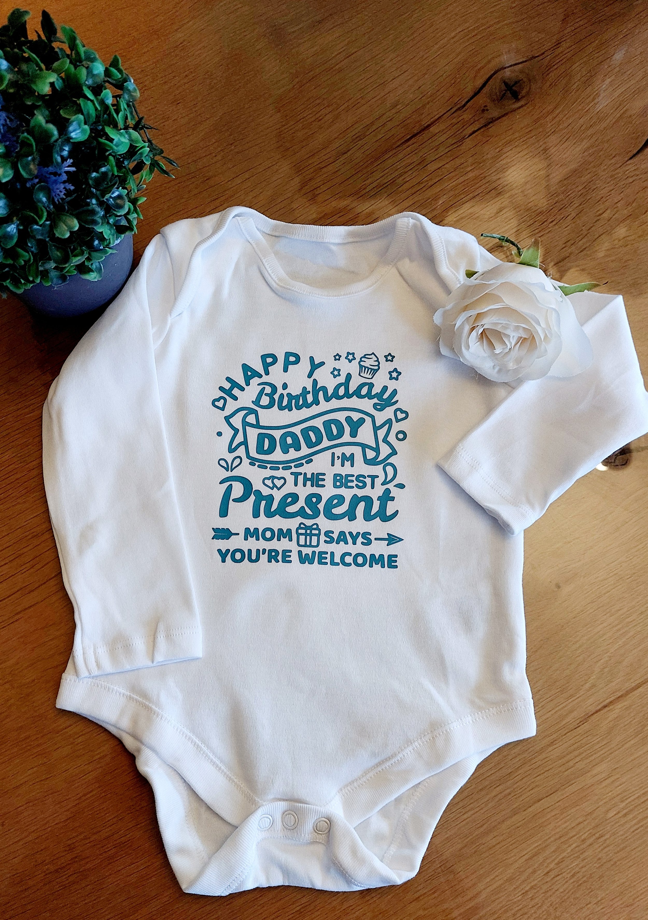 ITEM #50
€14
Birthday present for a new father baby onesie.