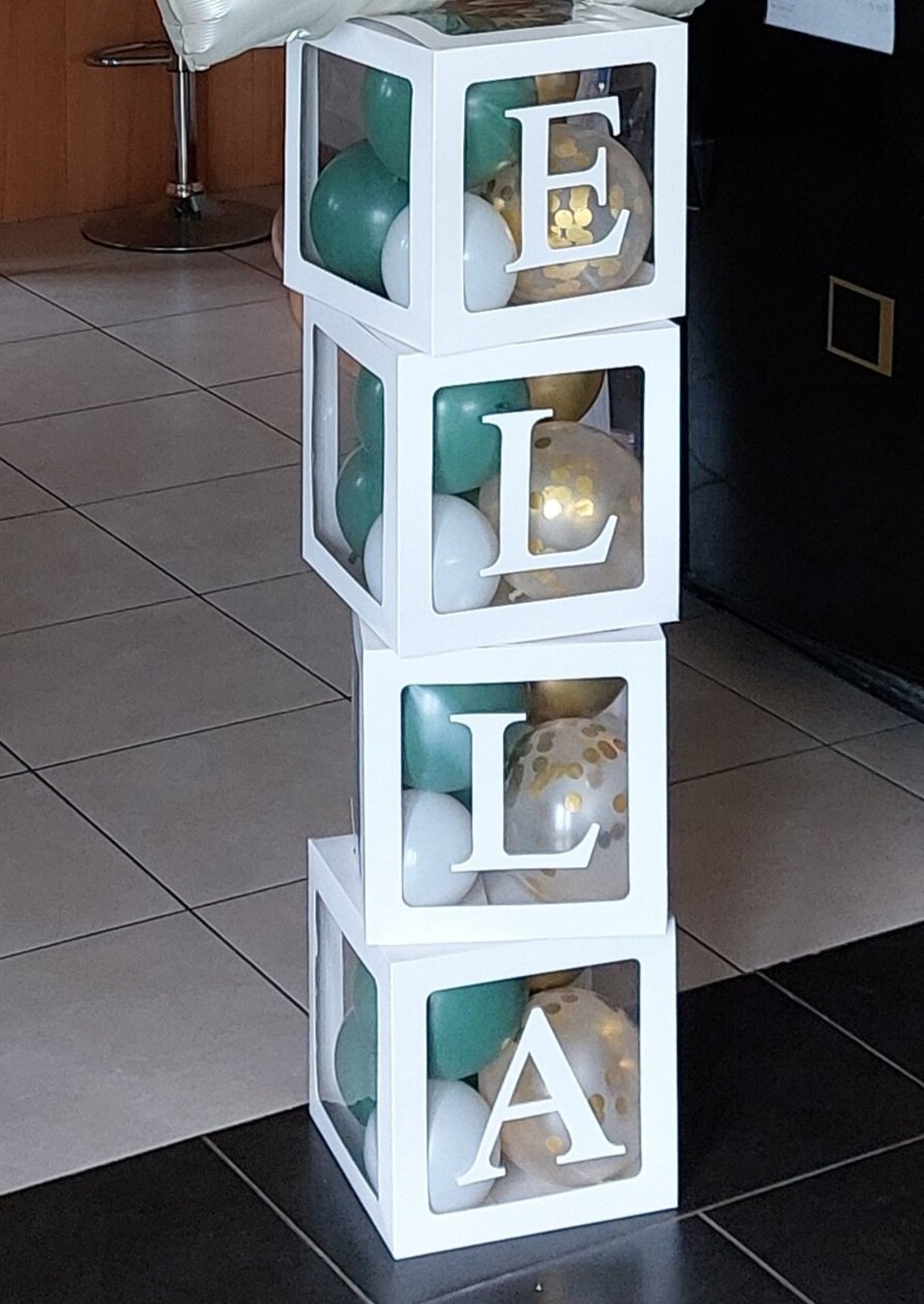 ITEM #138
€10 per balloon box
Custom balloon boxes including balloons.