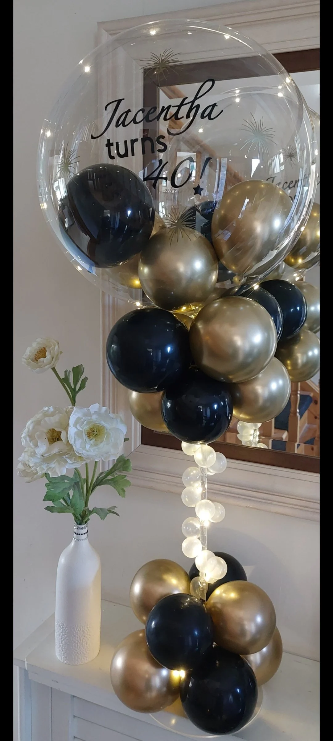 ITEM #172 --- Bubble balloon display with spiral lights 