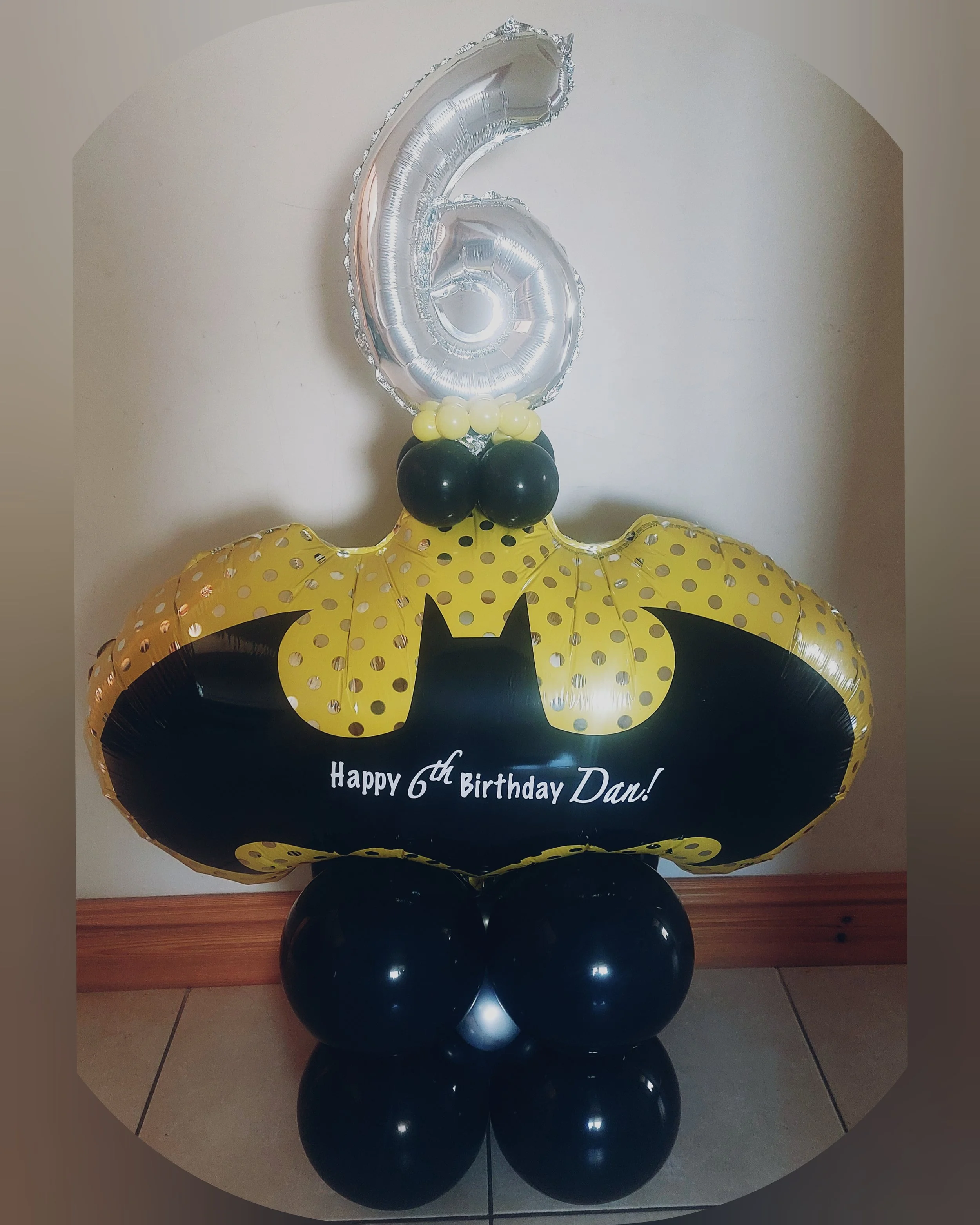 ITEM #182  --- Batman themed balloon display with mini number 