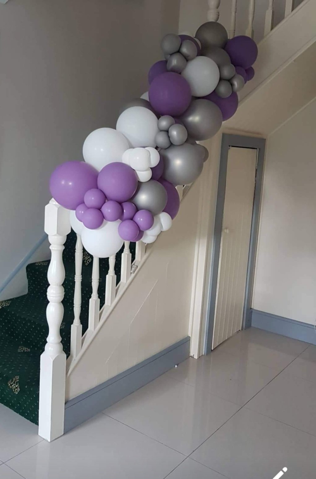 ITEM #125
€72
A 6ft balloon arch.