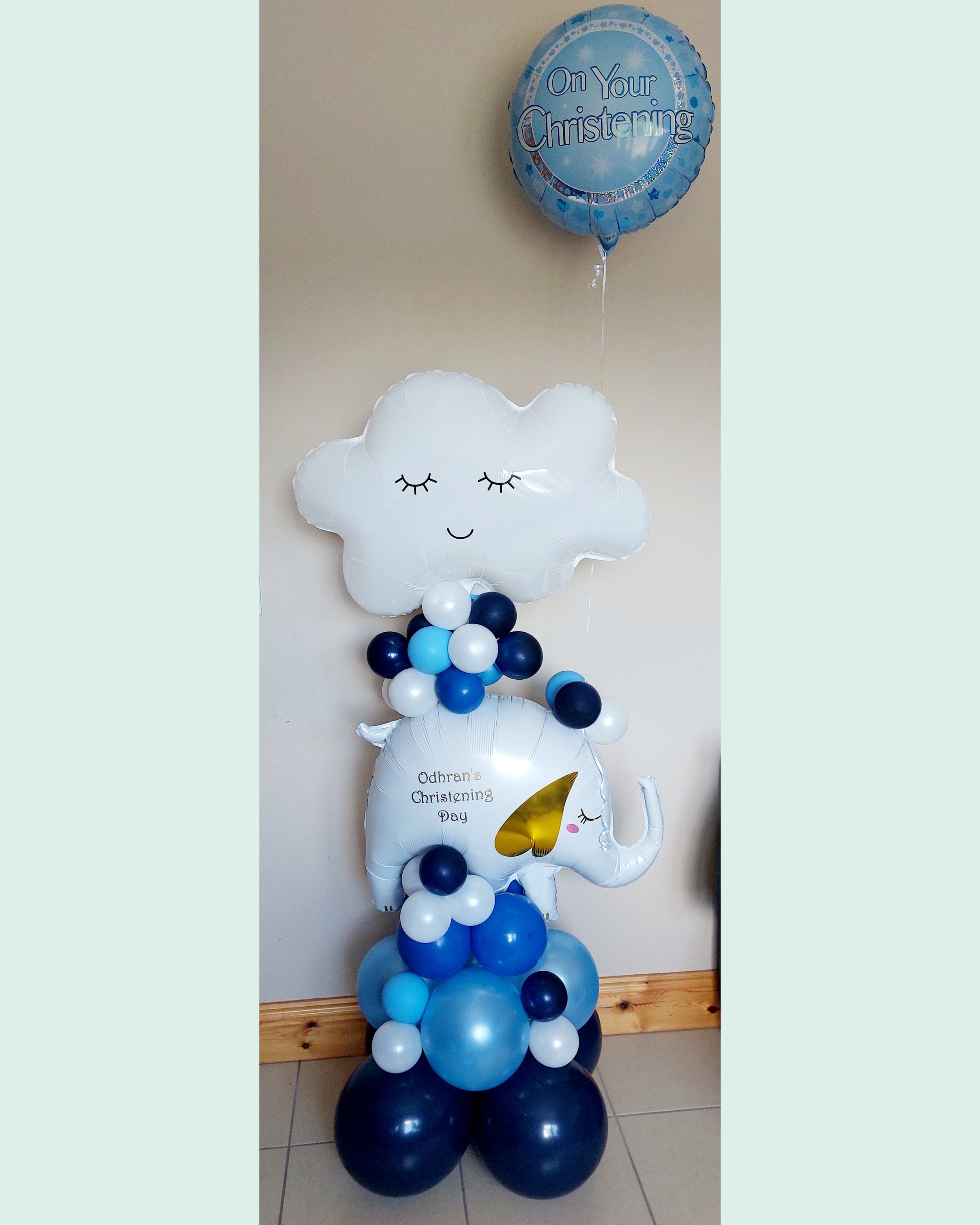 ITEM #61
€58
Personalised Christening balloon display.(including helium balloon)