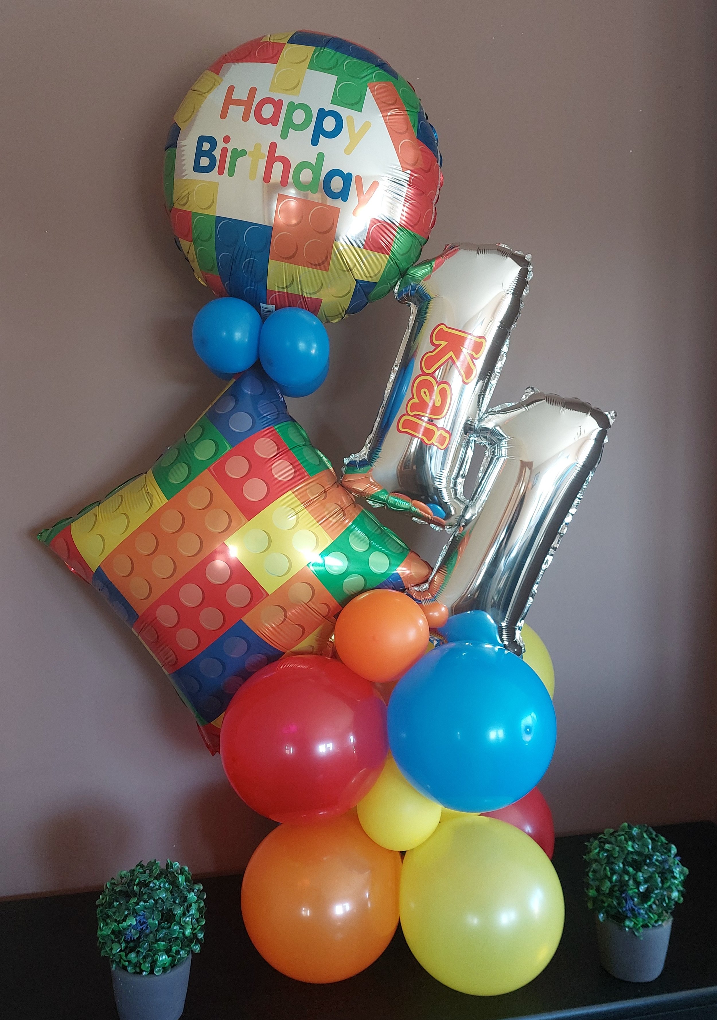 ITEM #69
€40
Personalised Lego balloon display.