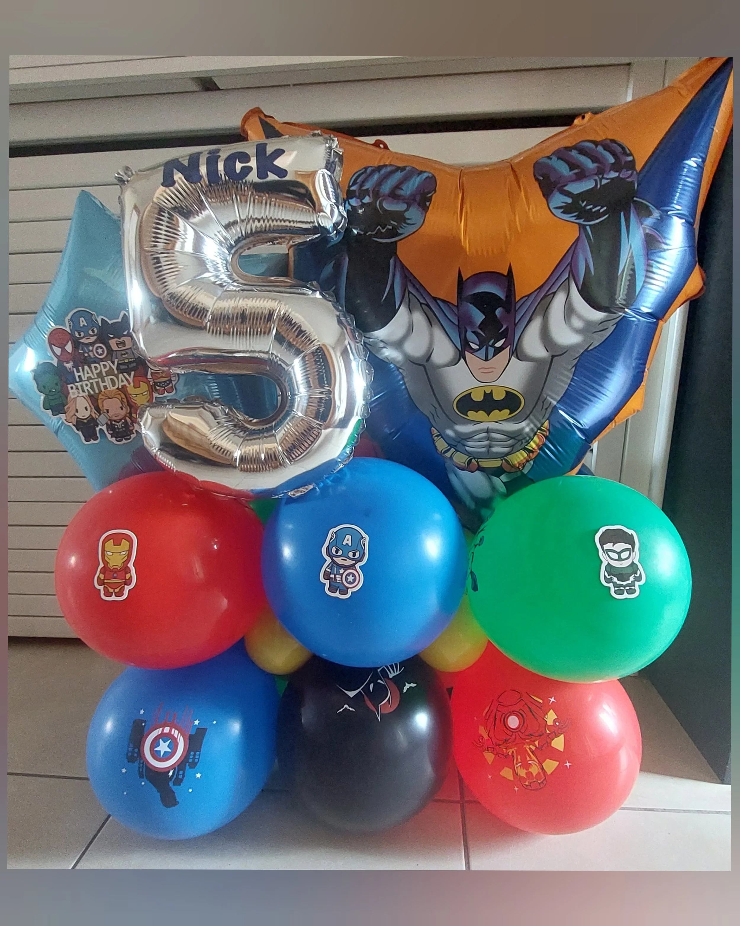 ITEM #173 --- Marvel x Dc superhero balloon display with mini number balloon.
