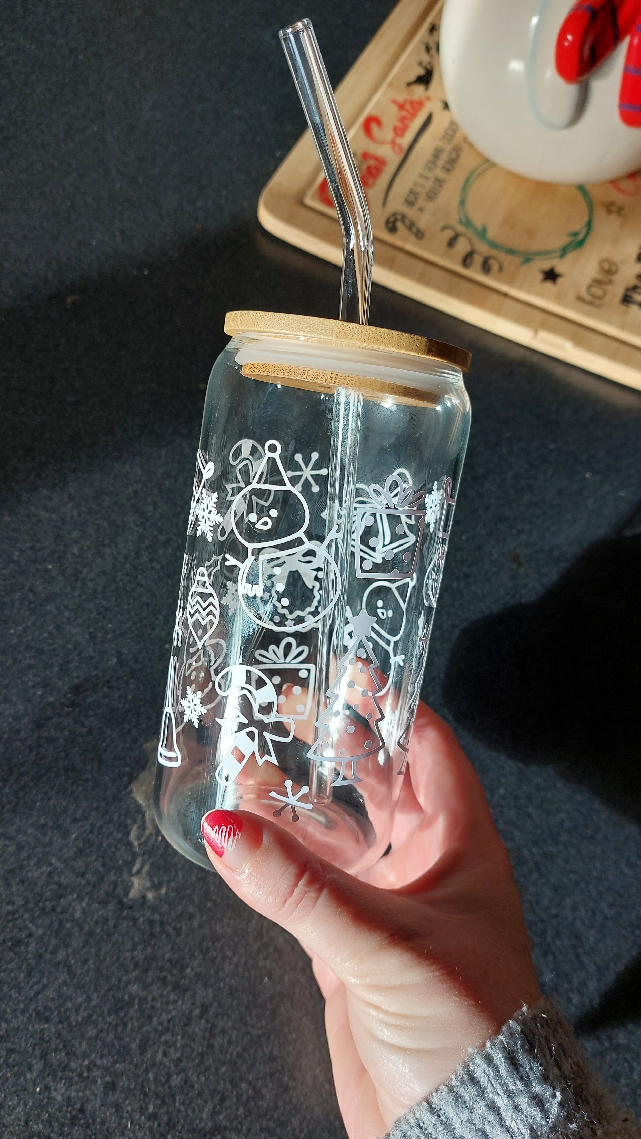 ITEM #18
€14
Custom glass tumbler with glass straw.