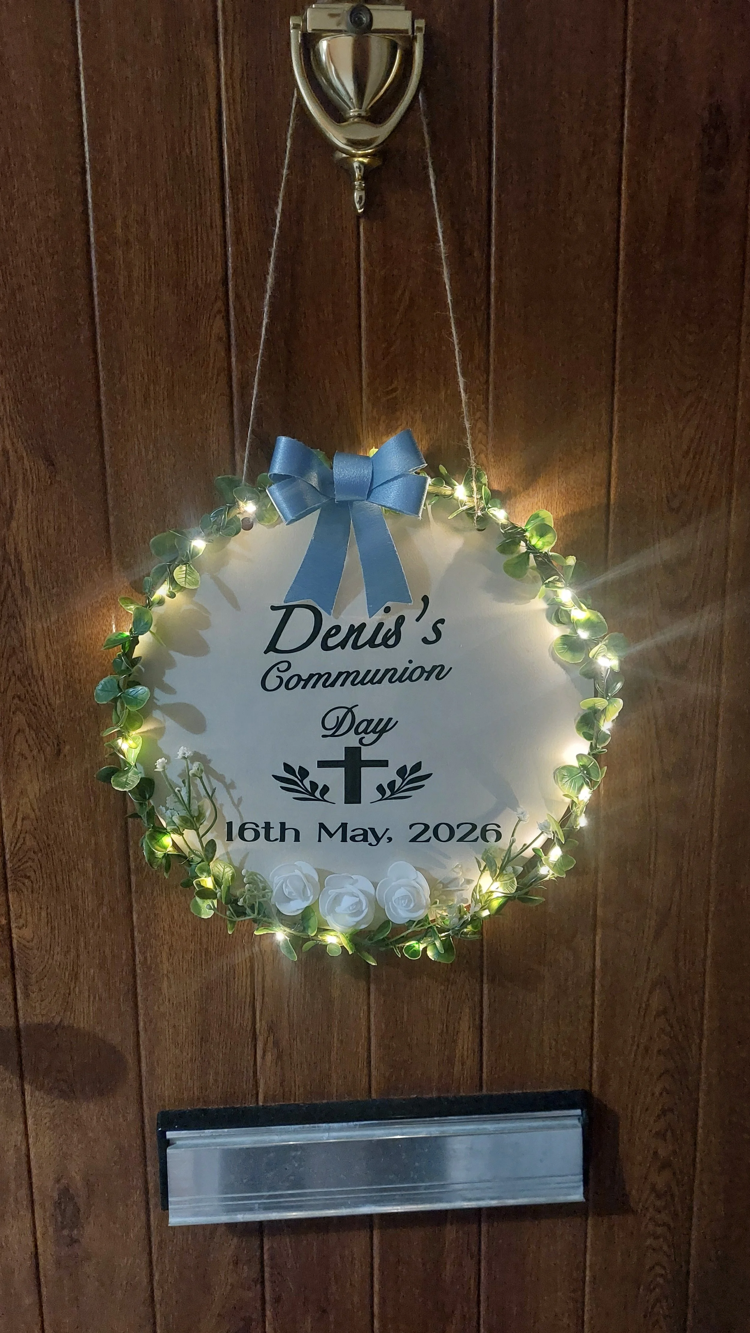 ITEM #99 --- Light up wreath with a bow