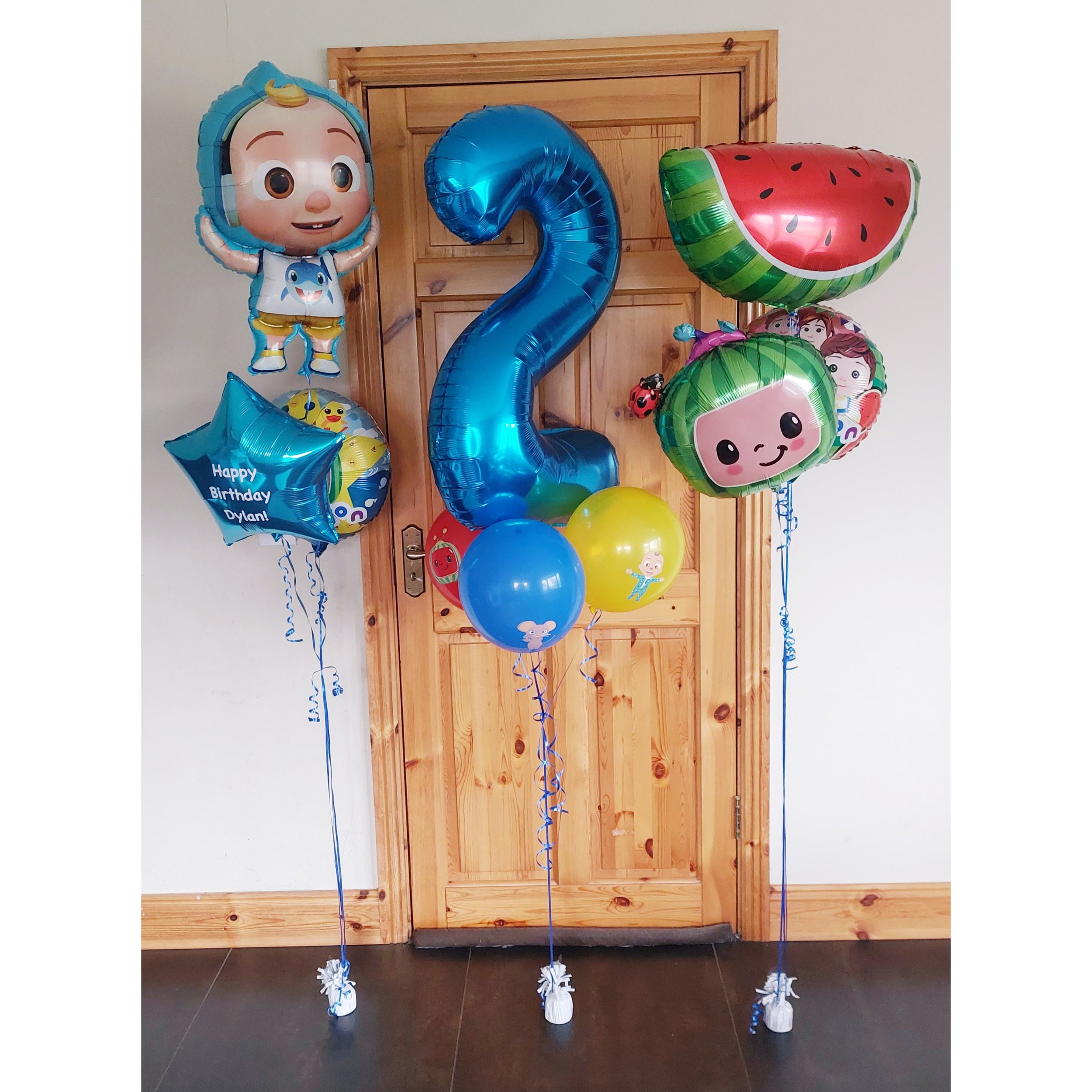 ITEM #51
€22 per balloon bunch.
2nd birthday Cocomelon birthday balloon bunches.