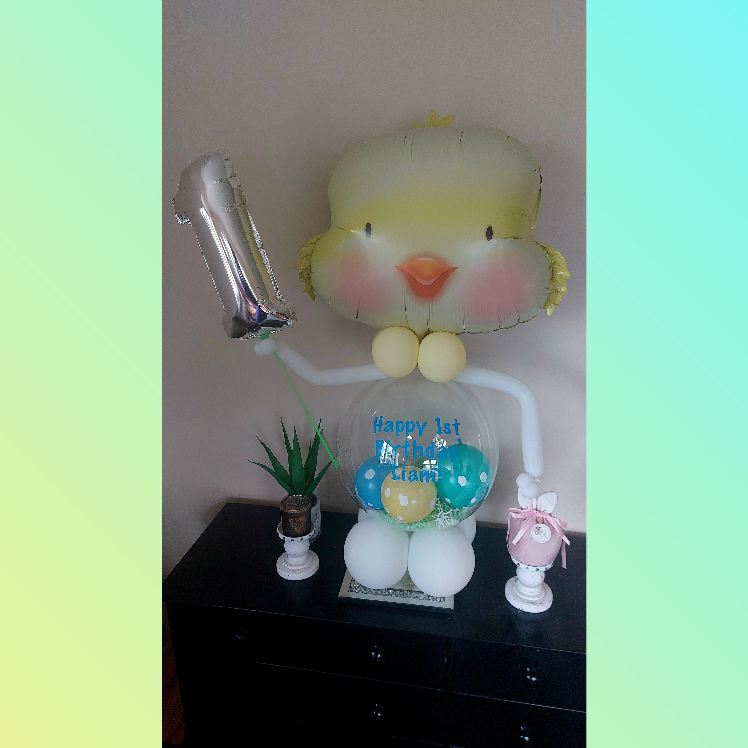 ITEM #2
€28
Personalised Chick balloon display with mini balloons and chocolate eggs inside.